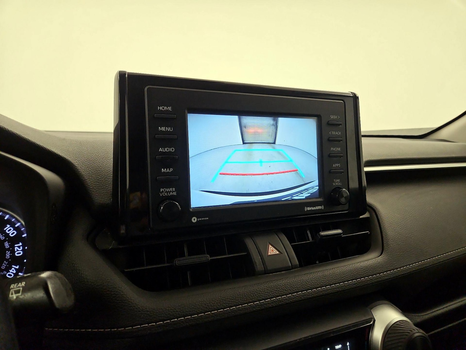 2022 Toyota RAV4 LE - Photo 13