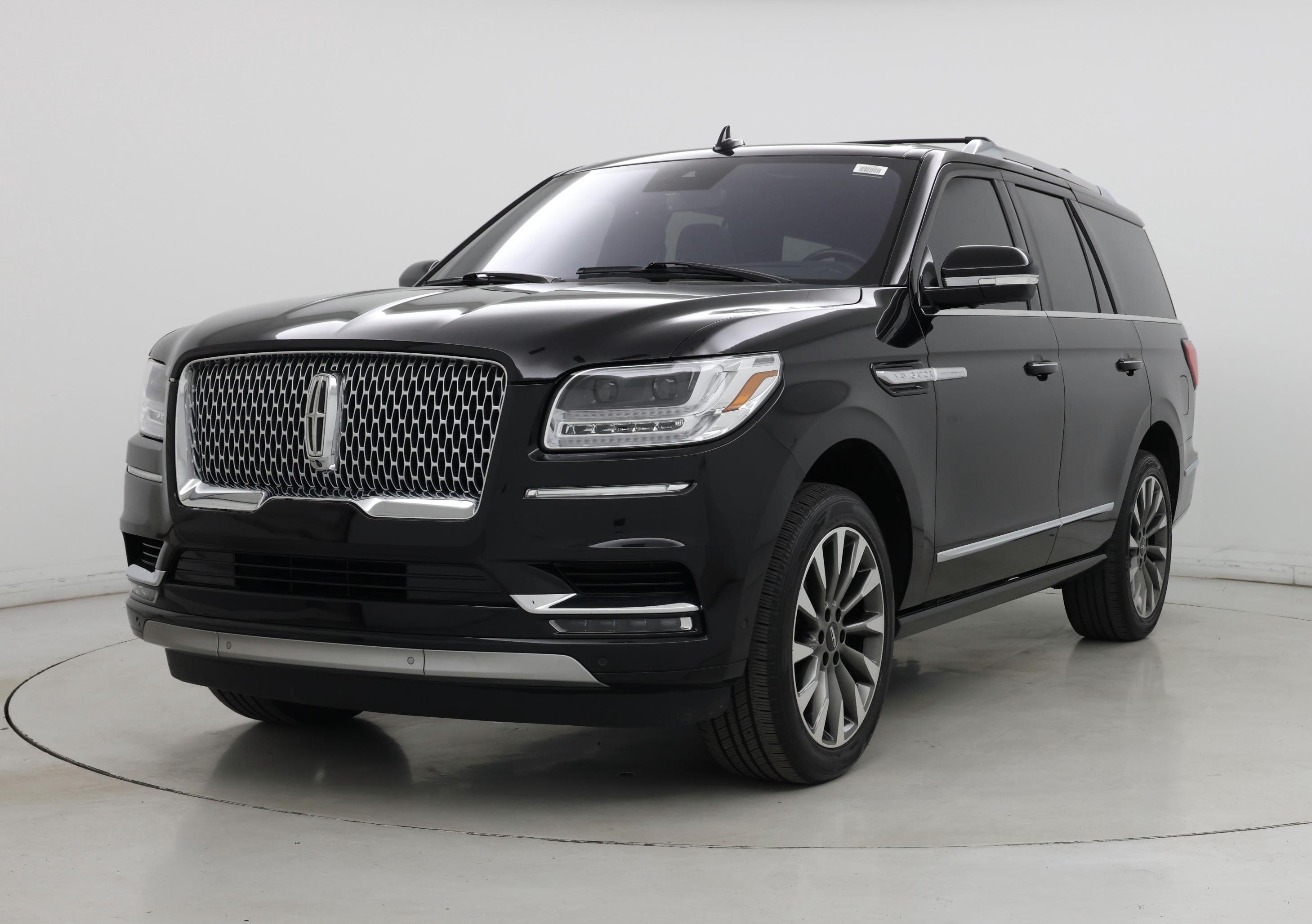 Thumbnail: 2020 Lincoln Navigator - 4