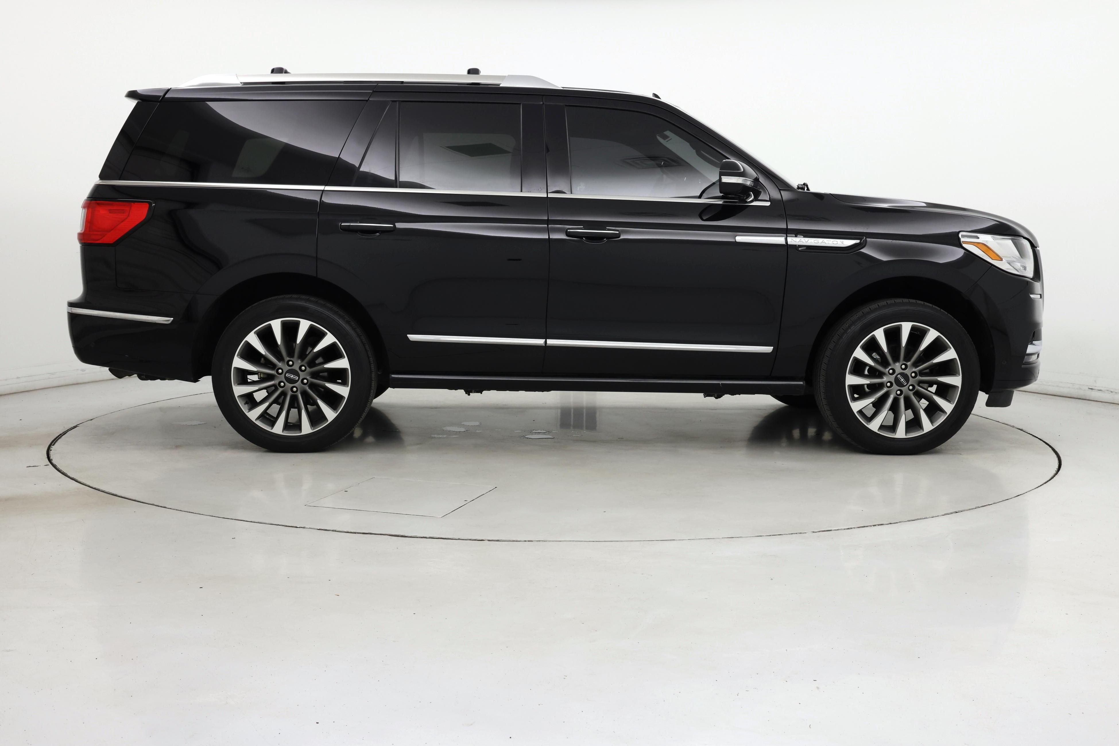 Thumbnail: 2020 Lincoln Navigator - 7