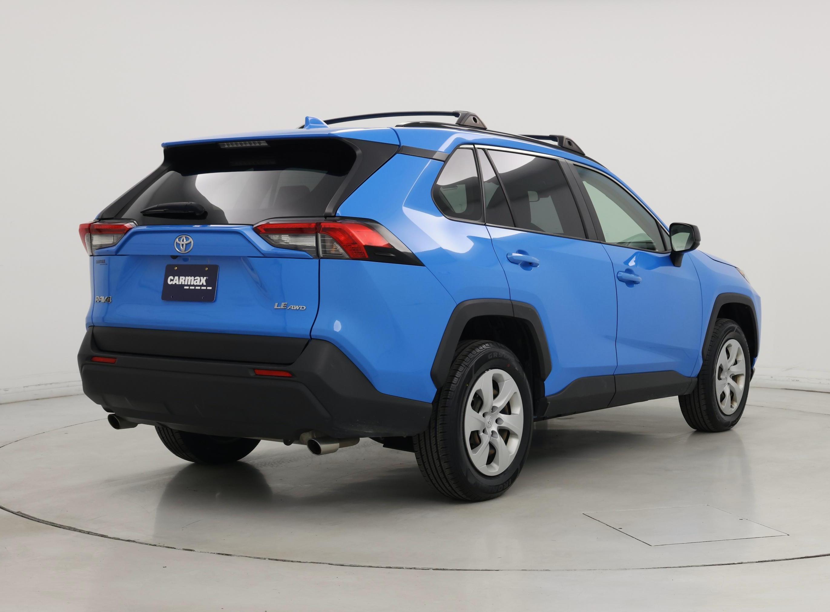 Thumbnail: 2020 Toyota RAV4 - 8