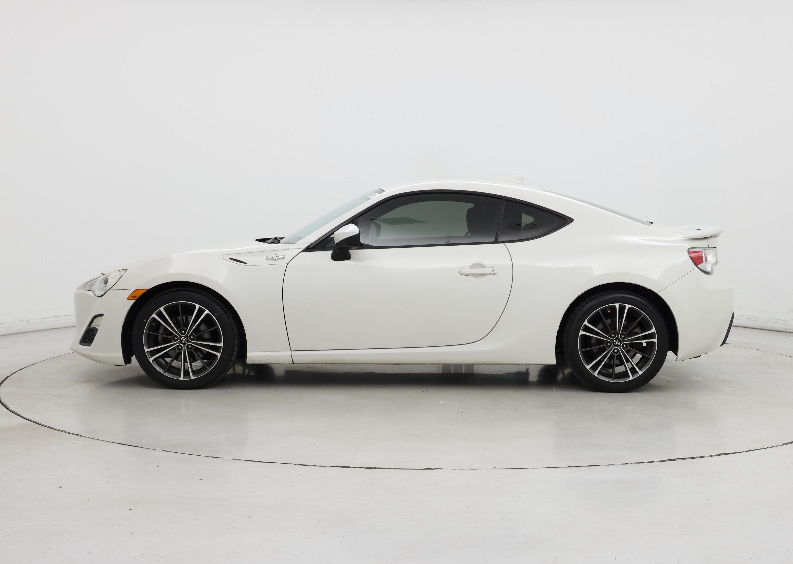 Thumbnail: 2016 Scion FR-S - 3