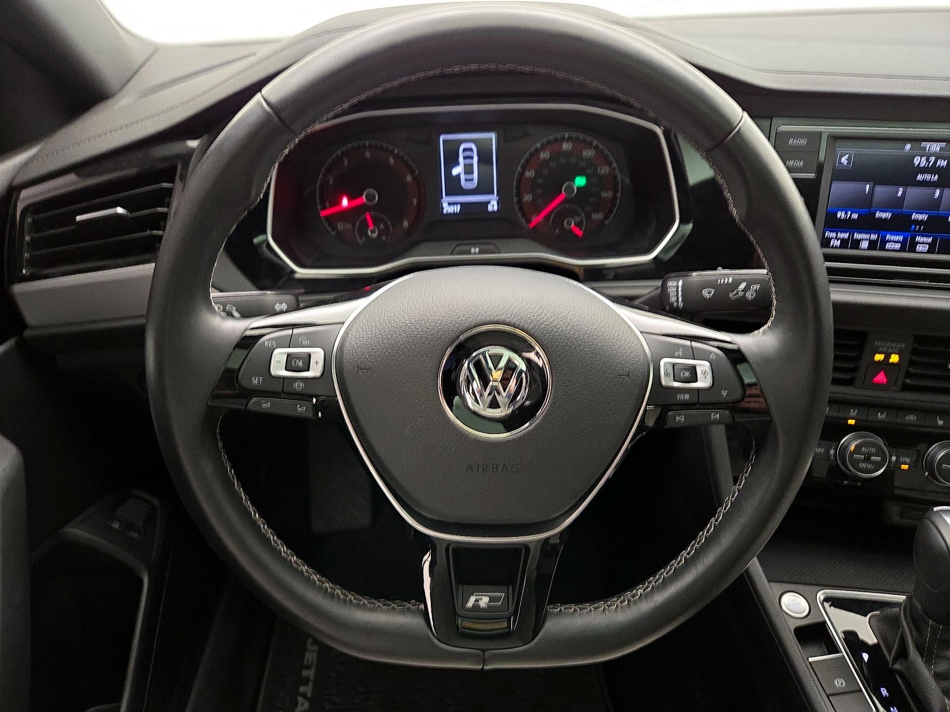 Thumbnail: 2021 Volkswagen Jetta - 10