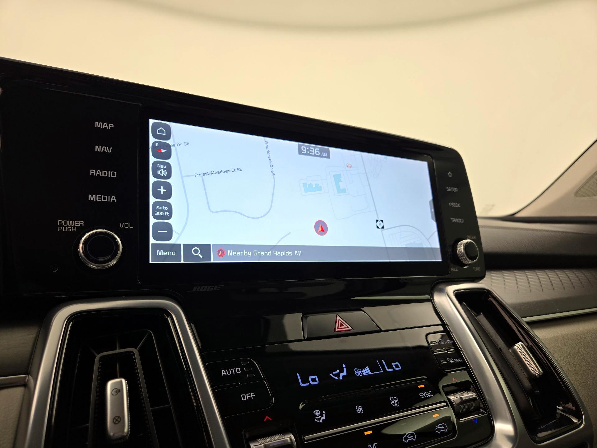 Thumbnail: 2023 Kia Sorento - 14