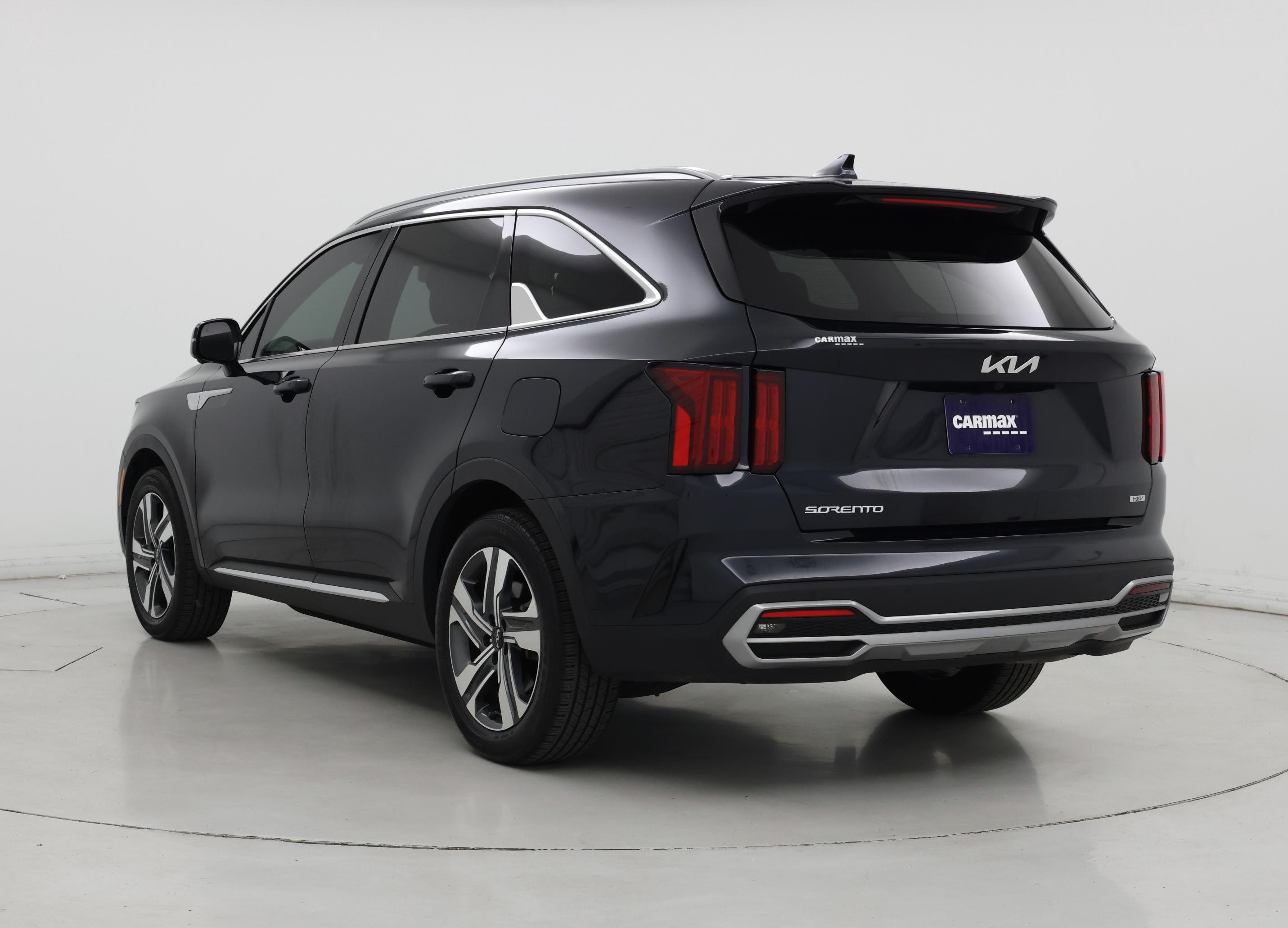 Thumbnail: 2023 Kia Sorento - 2
