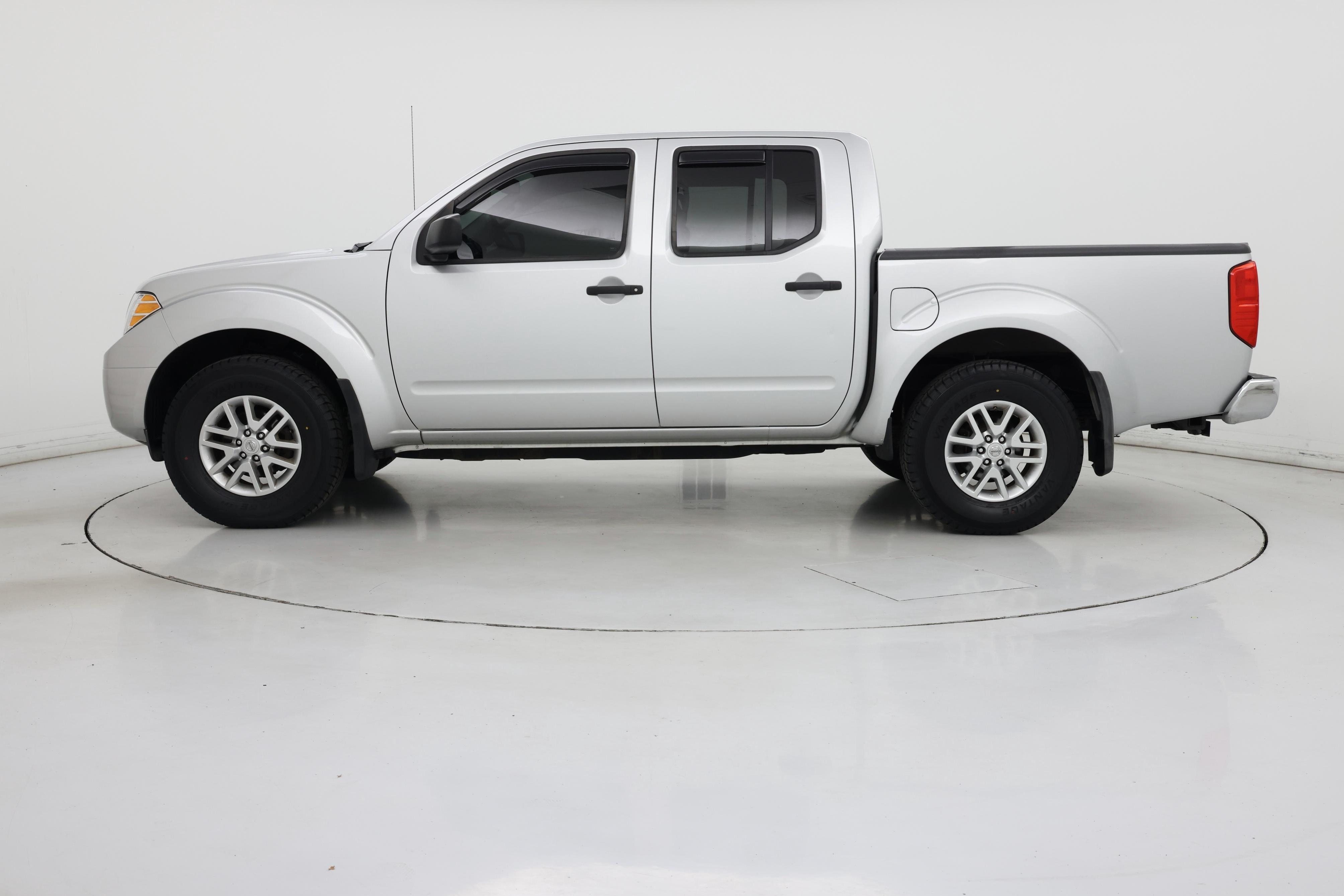 Thumbnail: 2015 Nissan Frontier - 3