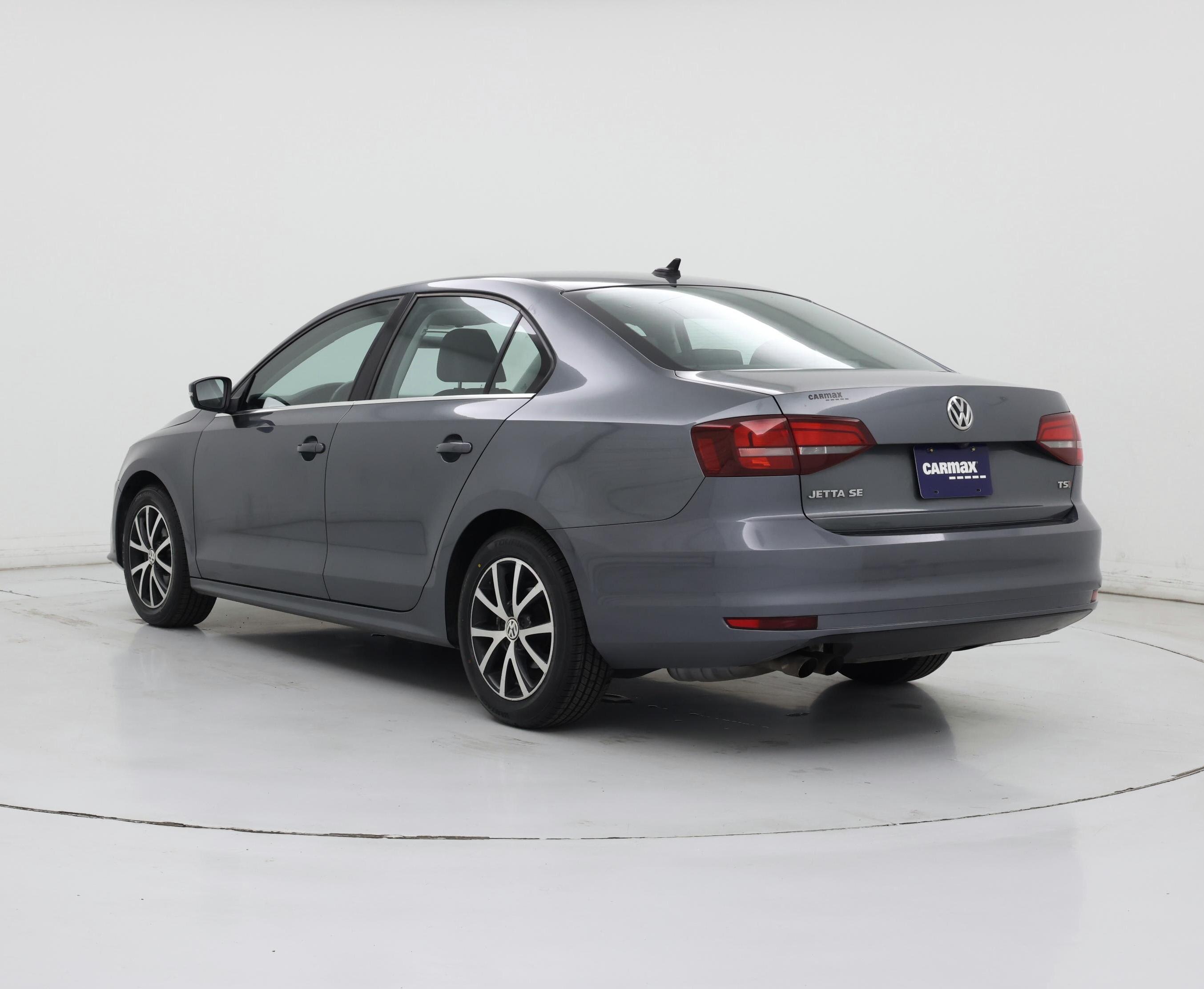 Thumbnail: 2018 Volkswagen Jetta - 2