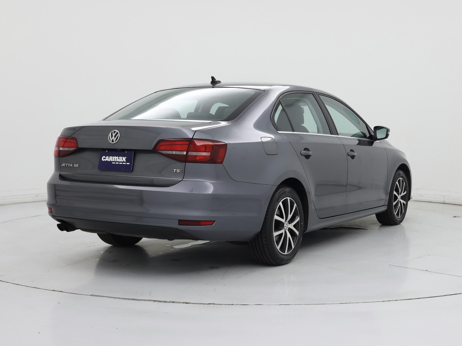 2018 Volkswagen Jetta SE - Photo 9