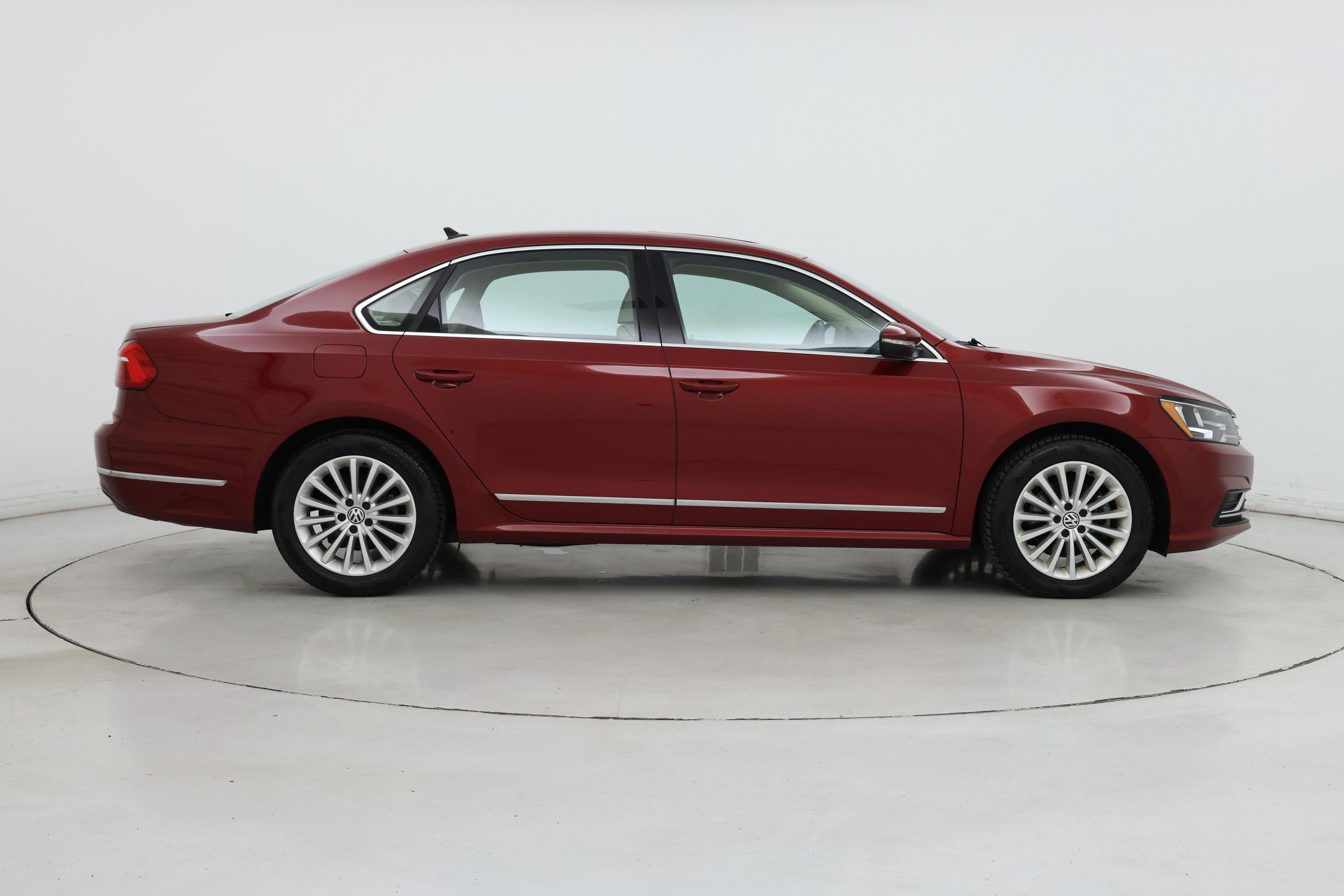 Thumbnail: 2016 Volkswagen Passat - 7