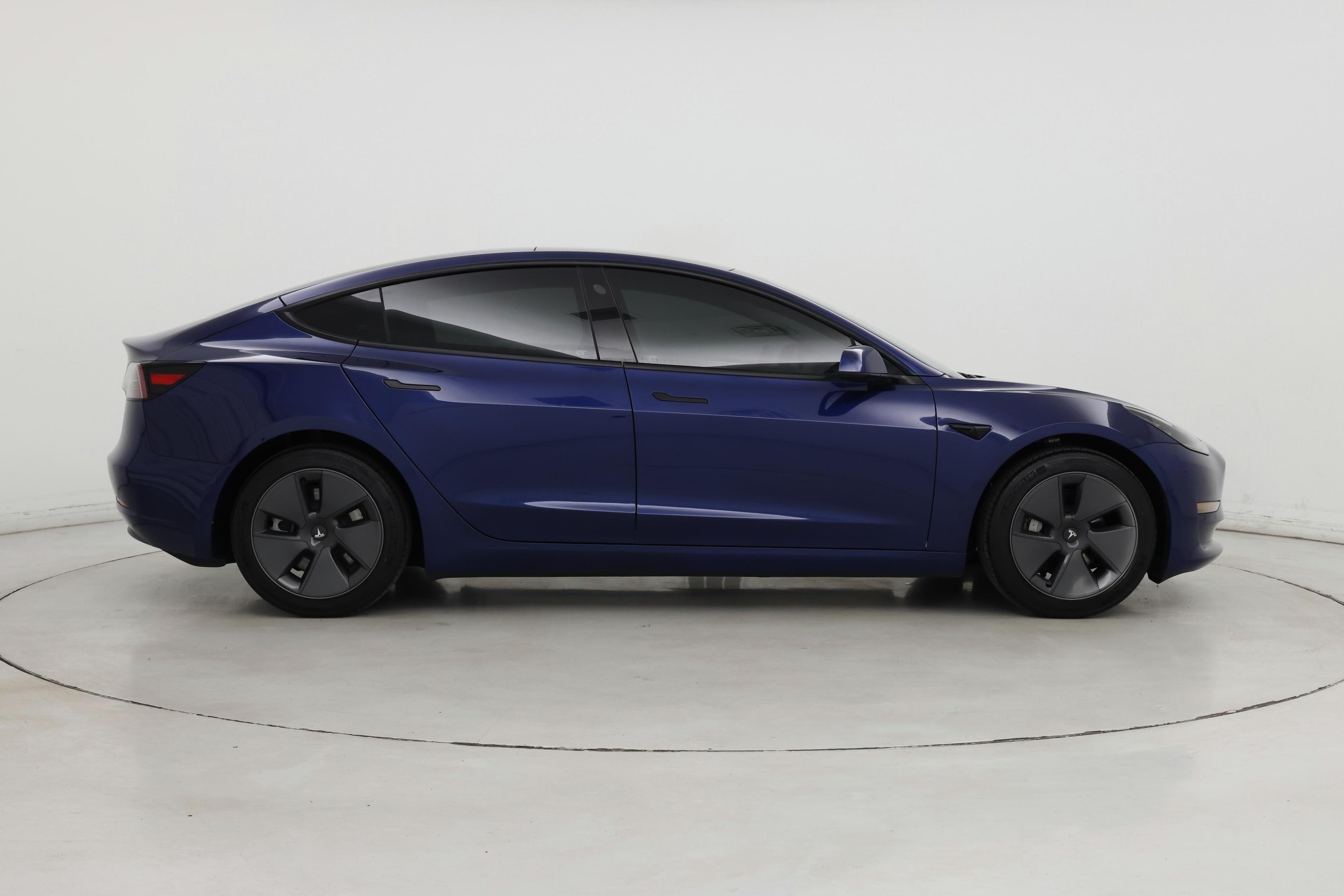 Thumbnail: 2021 Tesla Model 3 - 7
