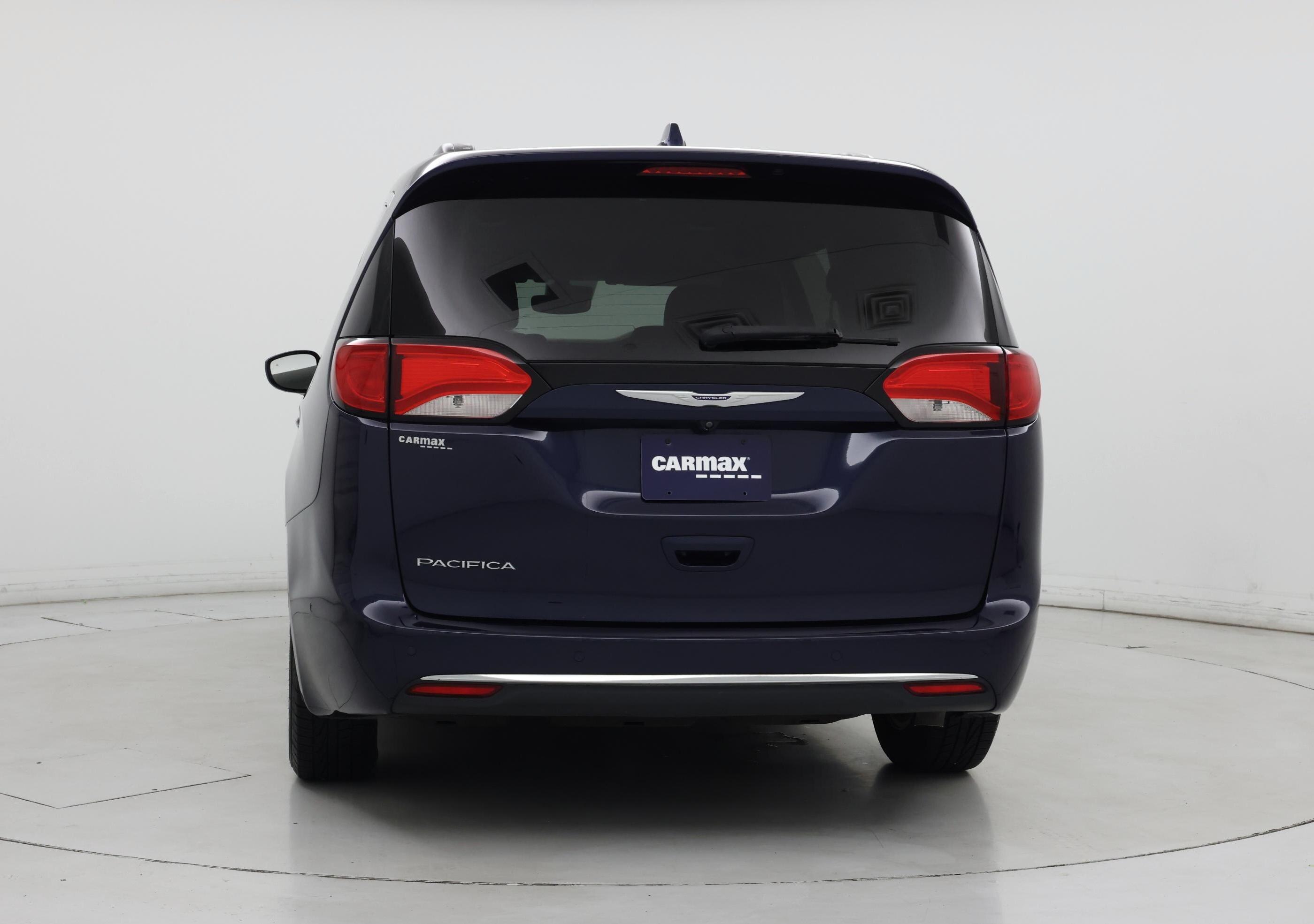 Thumbnail: 2019 Chrysler Pacifica - 6