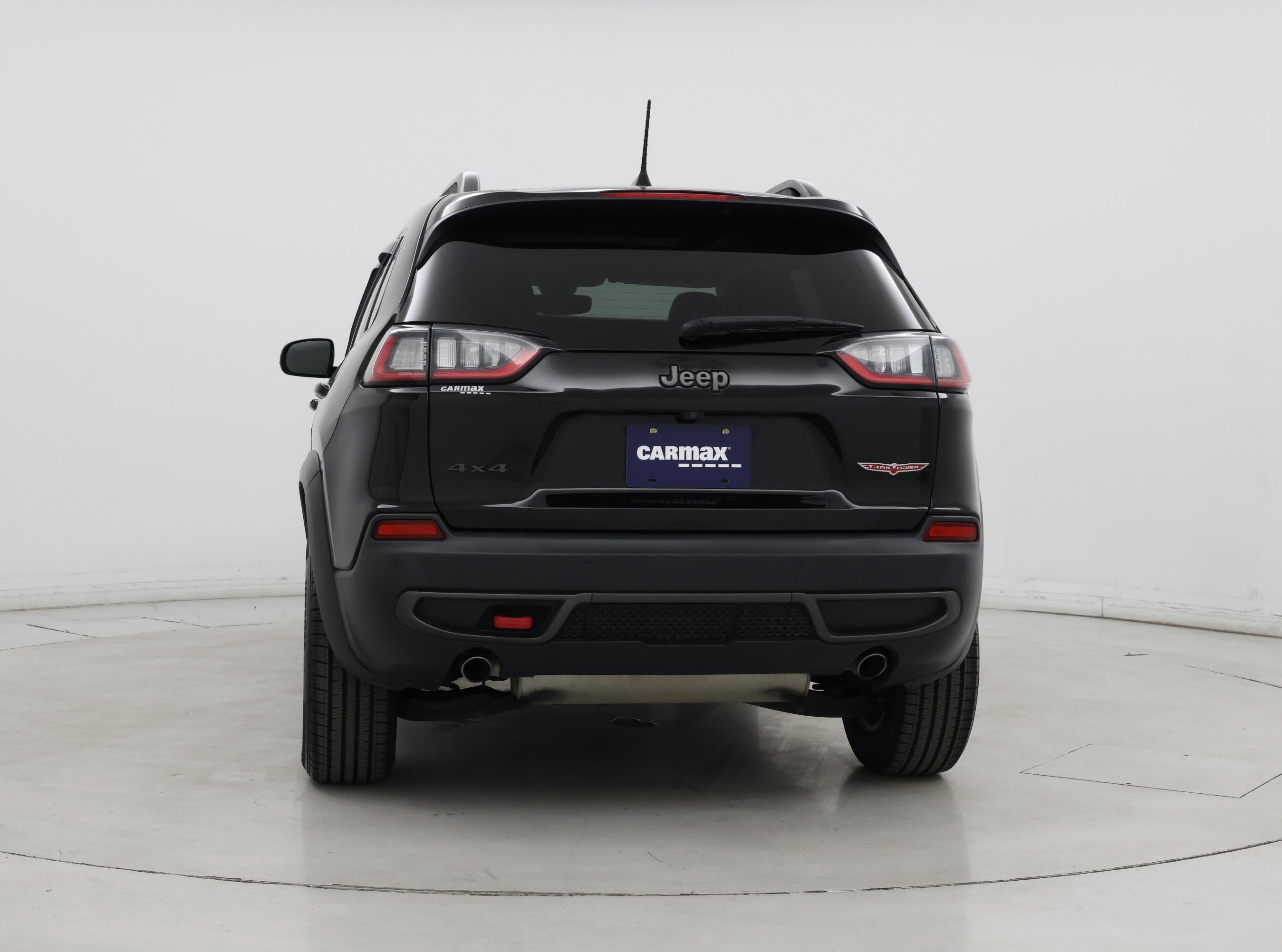 Thumbnail: 2019 Jeep Cherokee - 6
