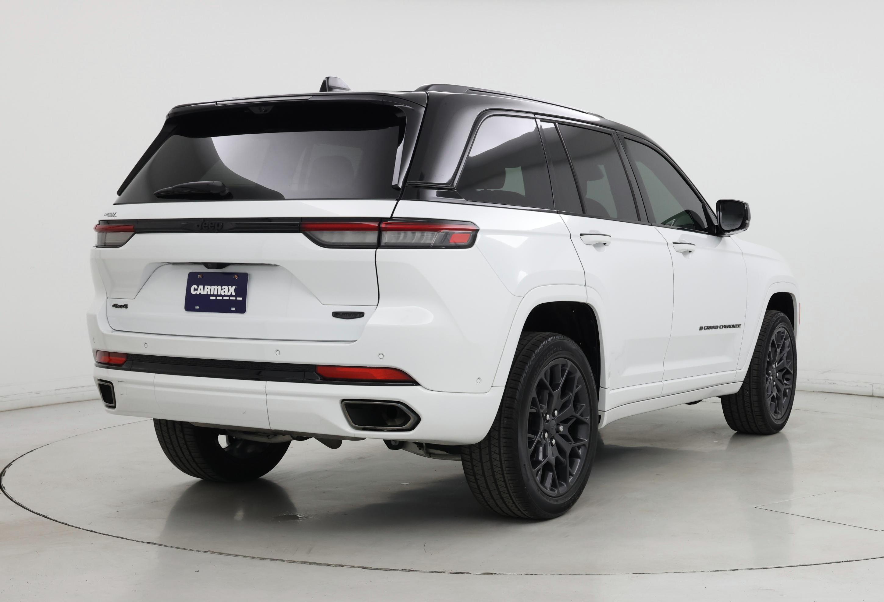 Thumbnail: 2025 Jeep Grand Cherokee - 8