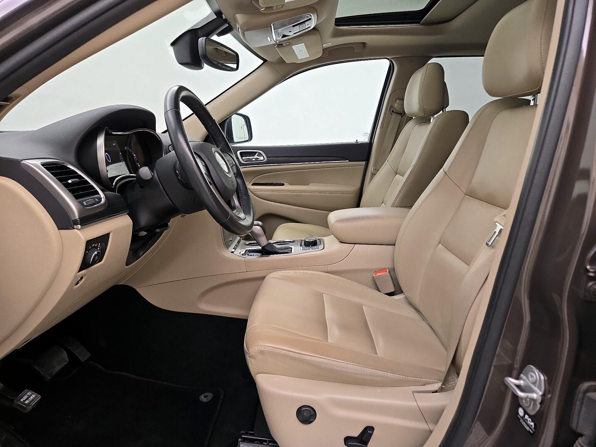 Thumbnail: 2021 Jeep Grand Cherokee - 11