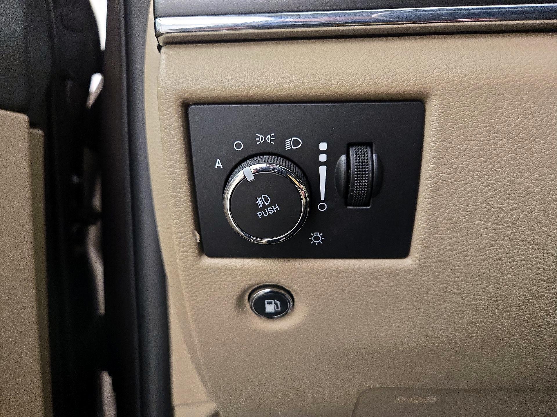 Thumbnail: 2021 Jeep Grand Cherokee - 13