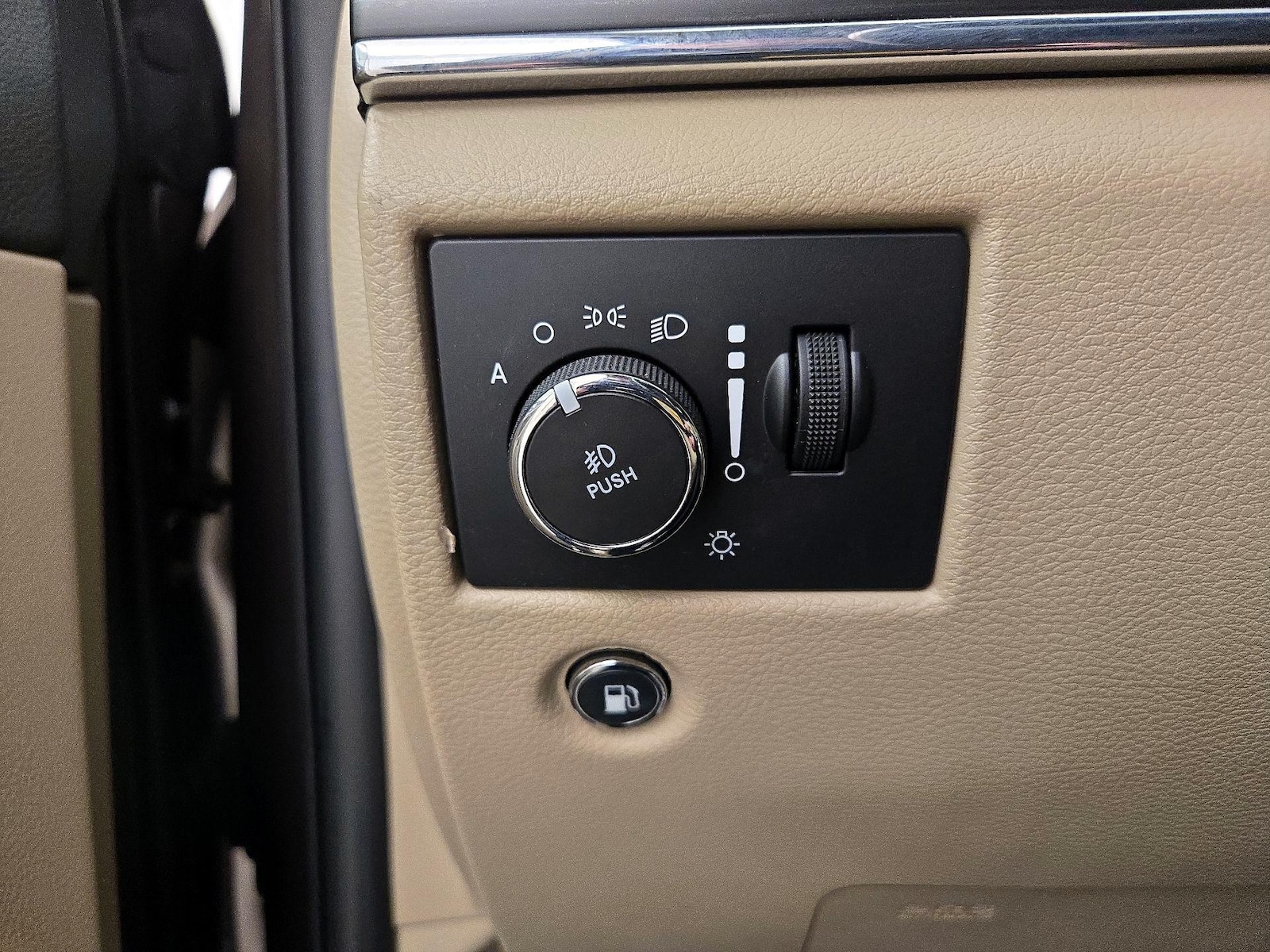 2021 Jeep Grand Cherokee Limited - Photo 14