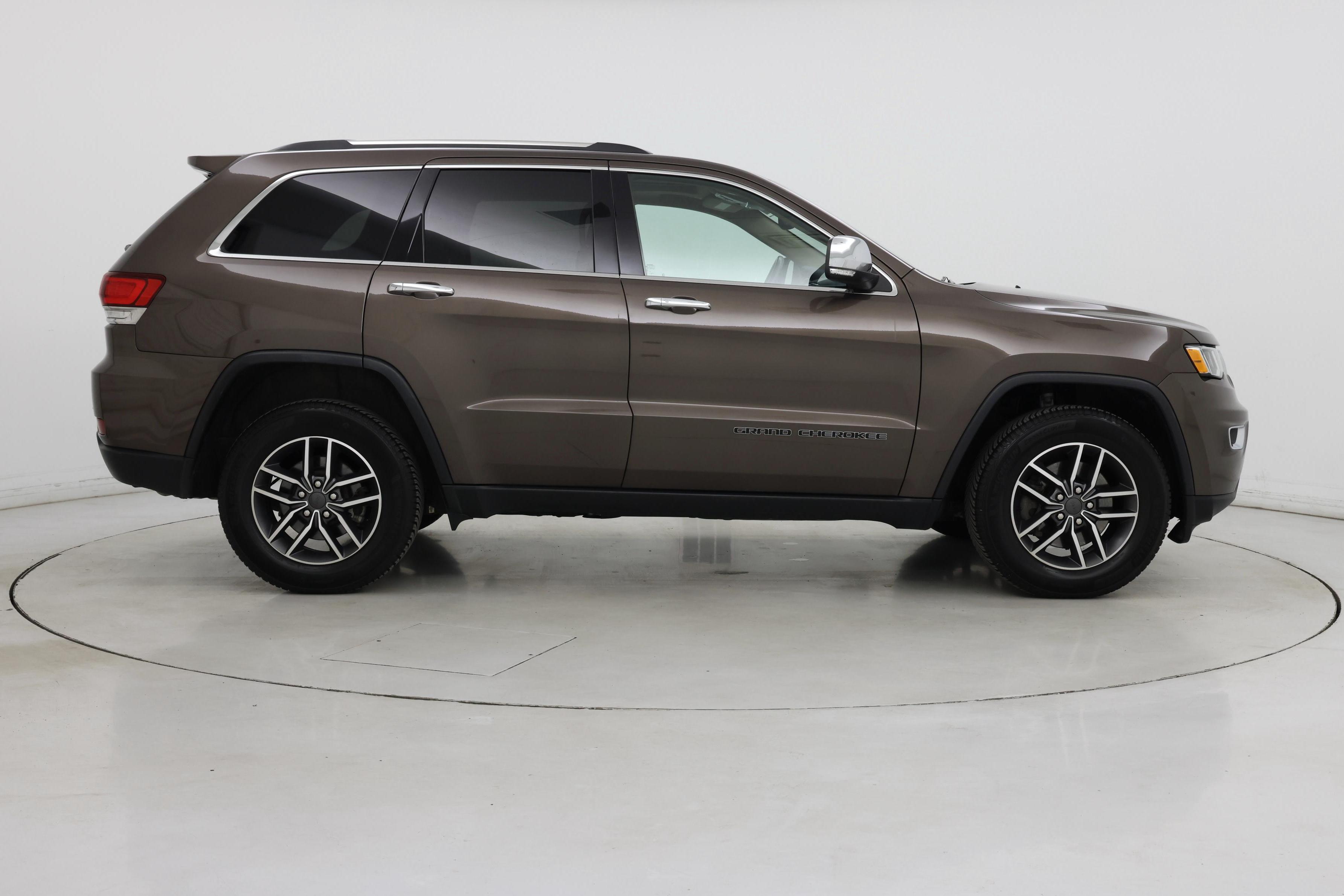 Thumbnail: 2021 Jeep Grand Cherokee - 7