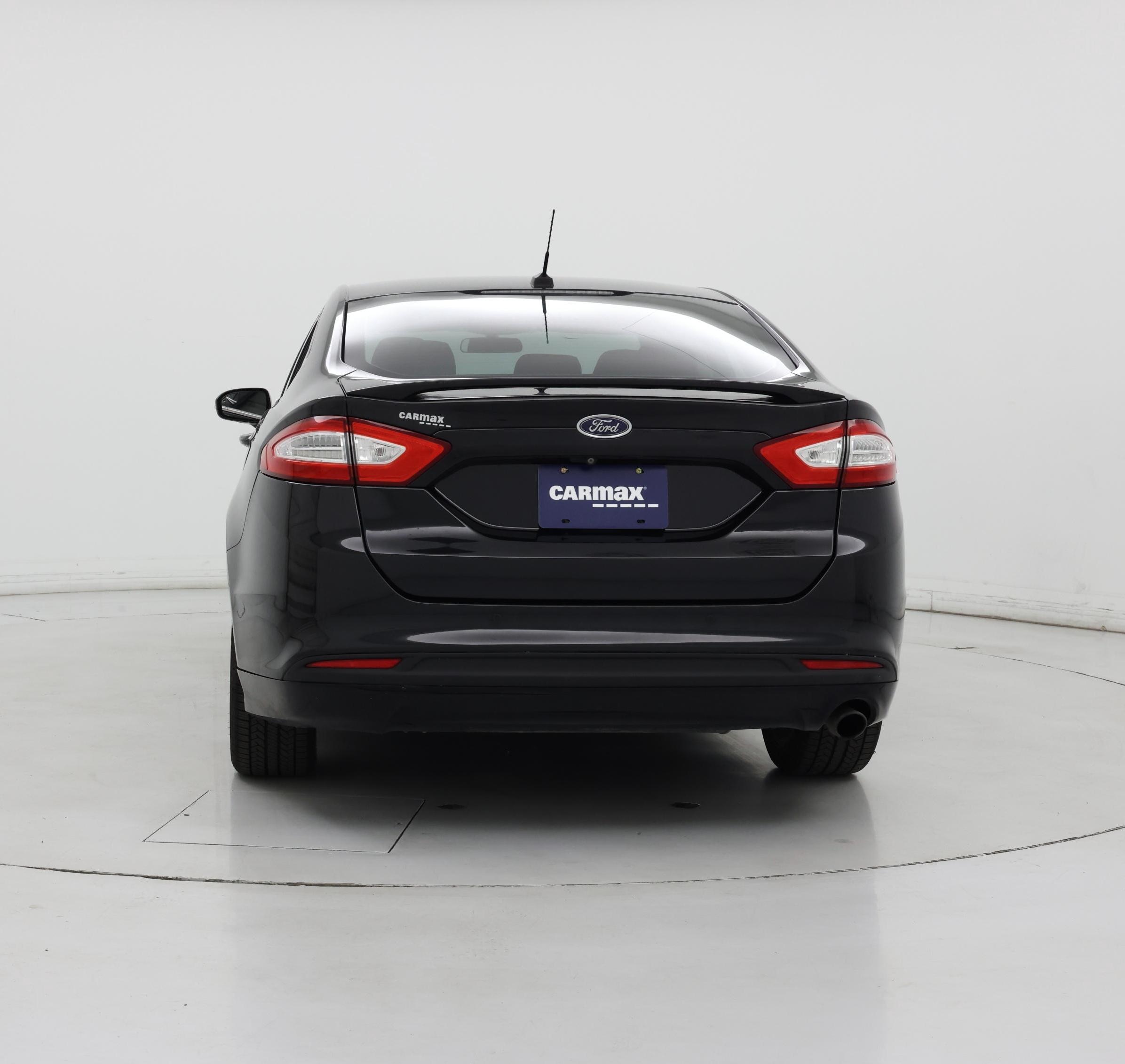 Thumbnail: 2016 Ford Fusion - 6