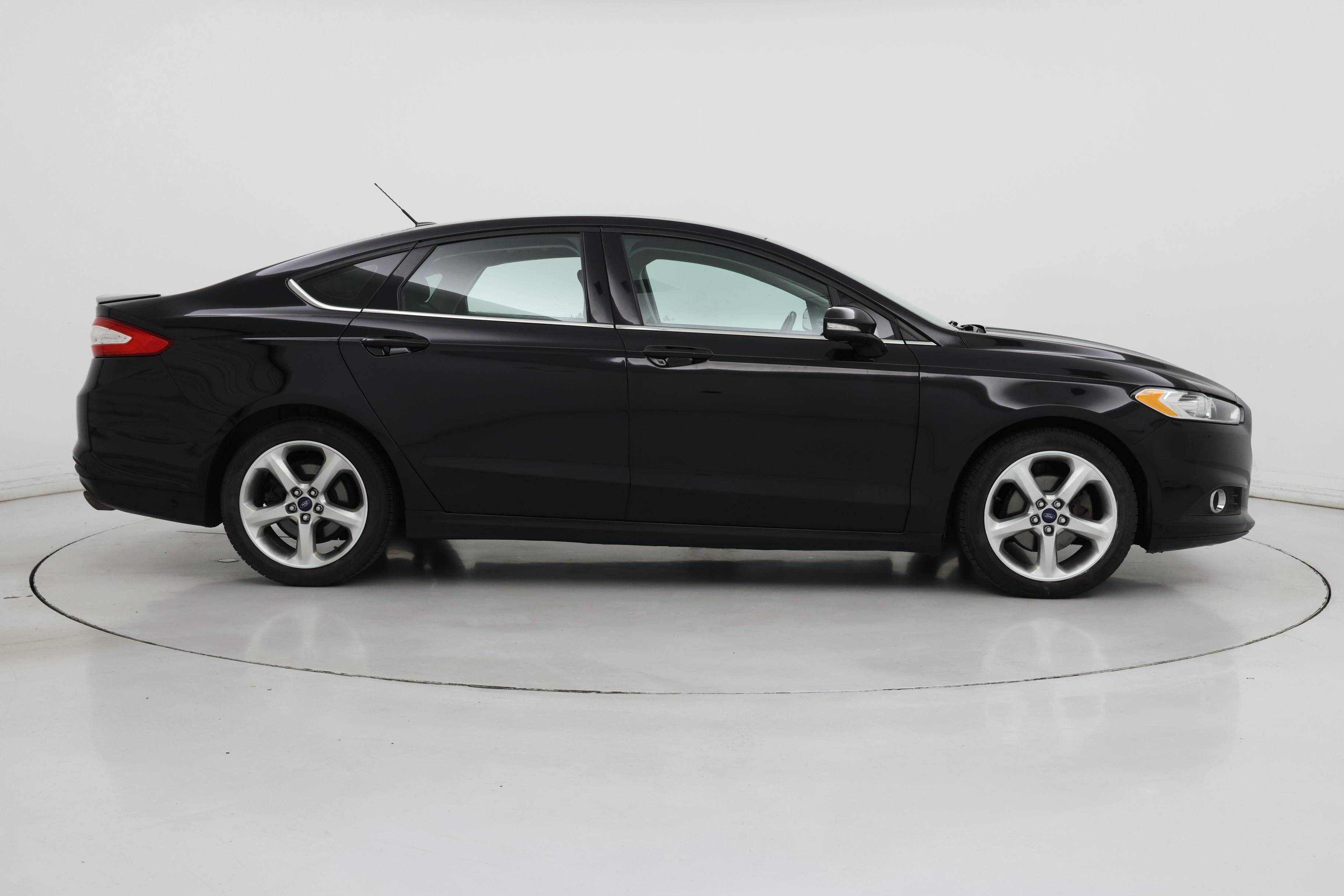 Thumbnail: 2016 Ford Fusion - 7