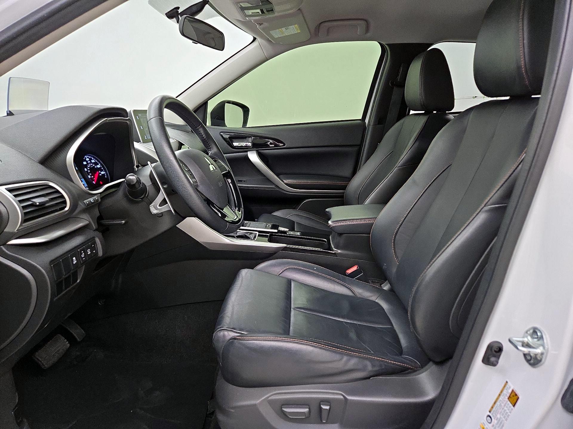 Thumbnail: 2018 Mitsubishi Eclipse Cross - 11