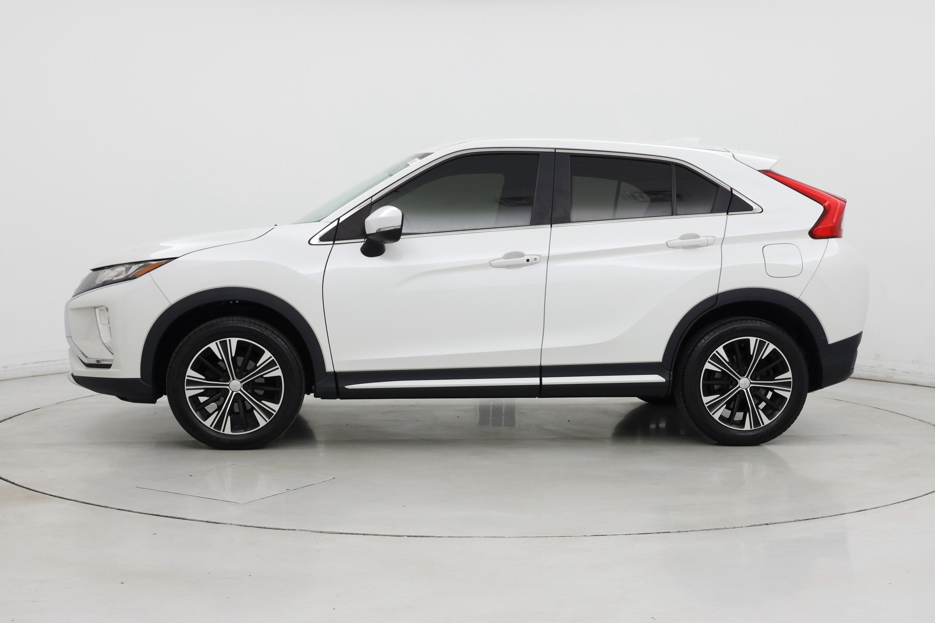 Thumbnail: 2018 Mitsubishi Eclipse Cross - 3