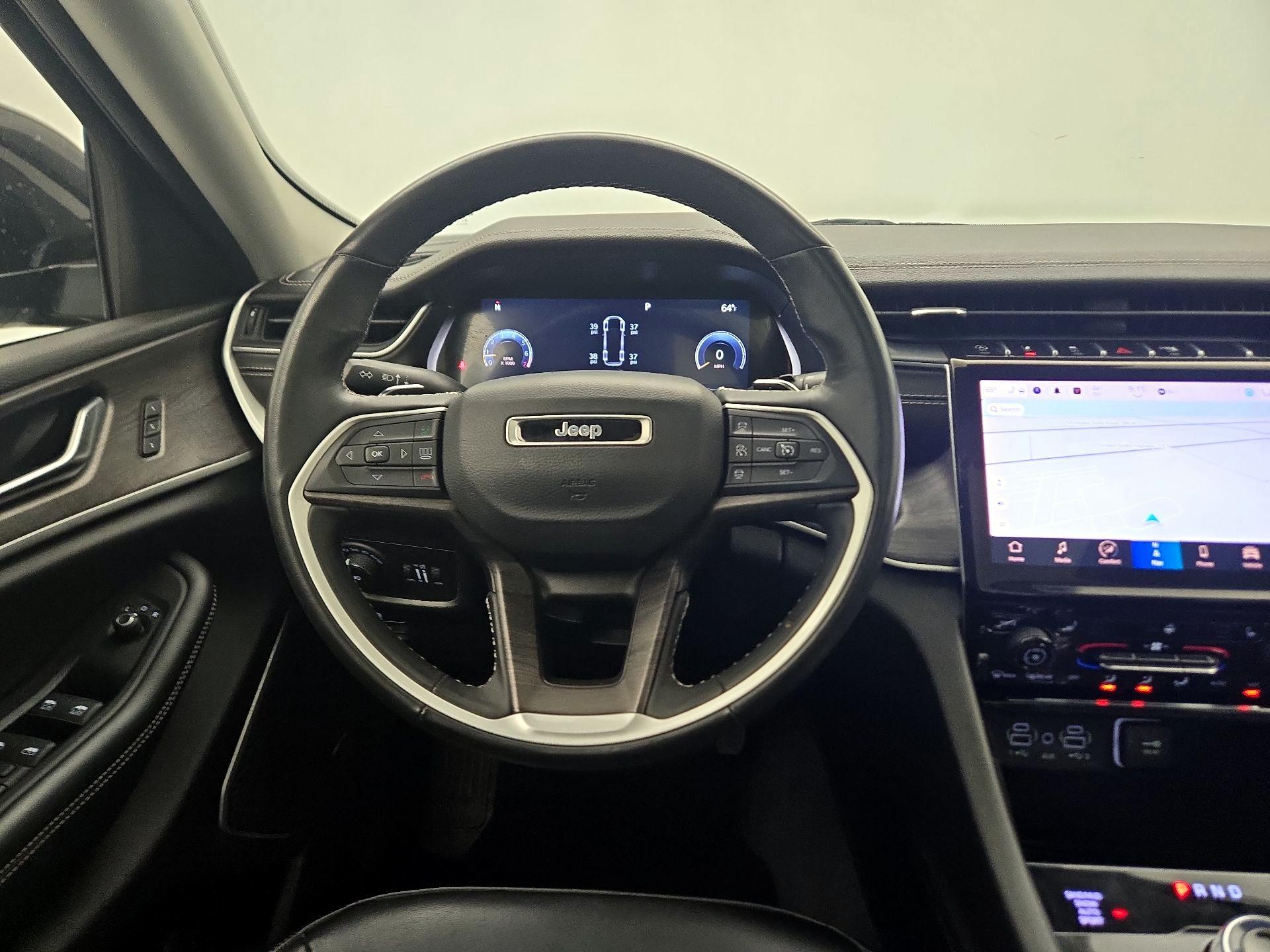 Thumbnail: 2022 Jeep Grand Cherokee - 10