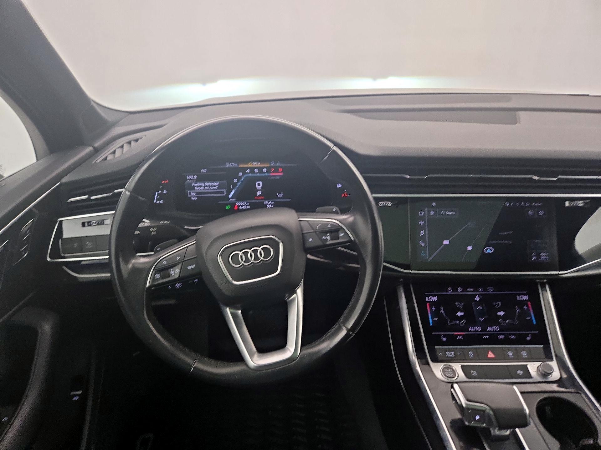 Thumbnail: 2022 Audi Q7 - 10