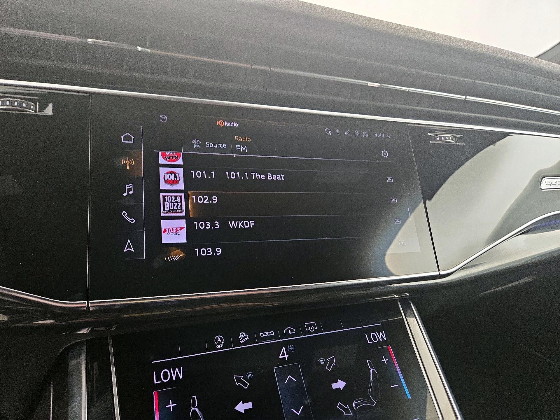 Thumbnail: 2022 Audi Q7 - 16