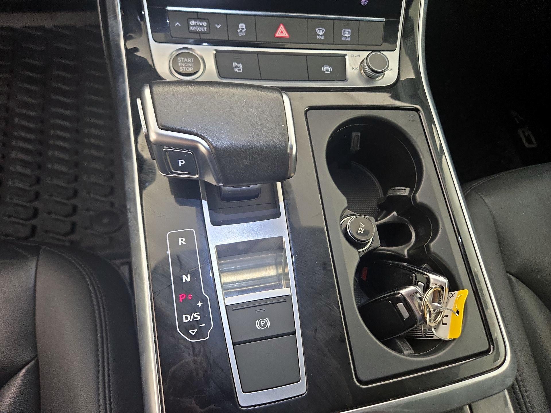 Thumbnail: 2022 Audi Q7 - 18
