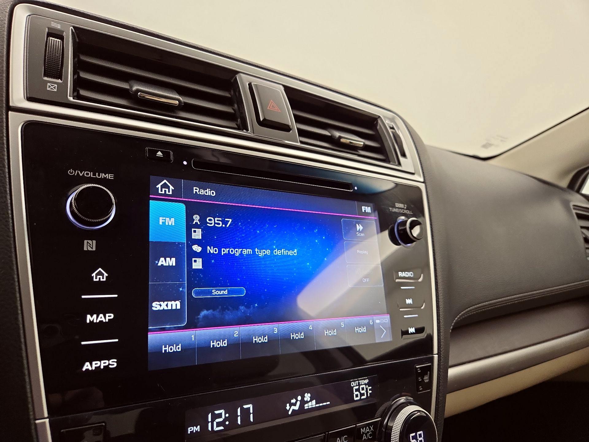 Thumbnail: 2019 Subaru Outback - 16