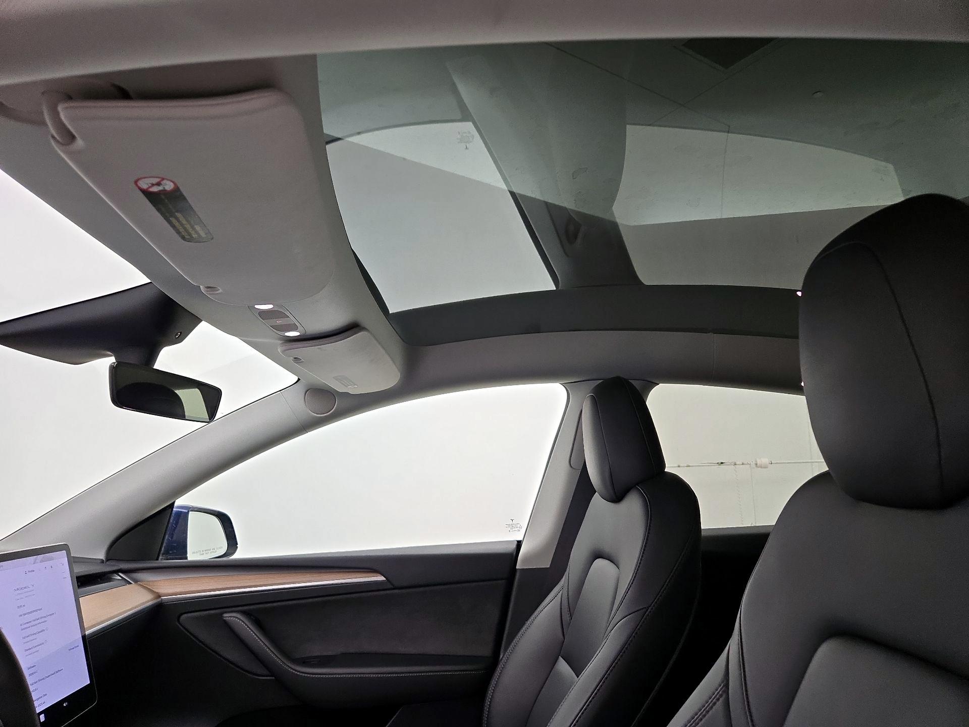 Thumbnail: 2023 Tesla Model Y - 20