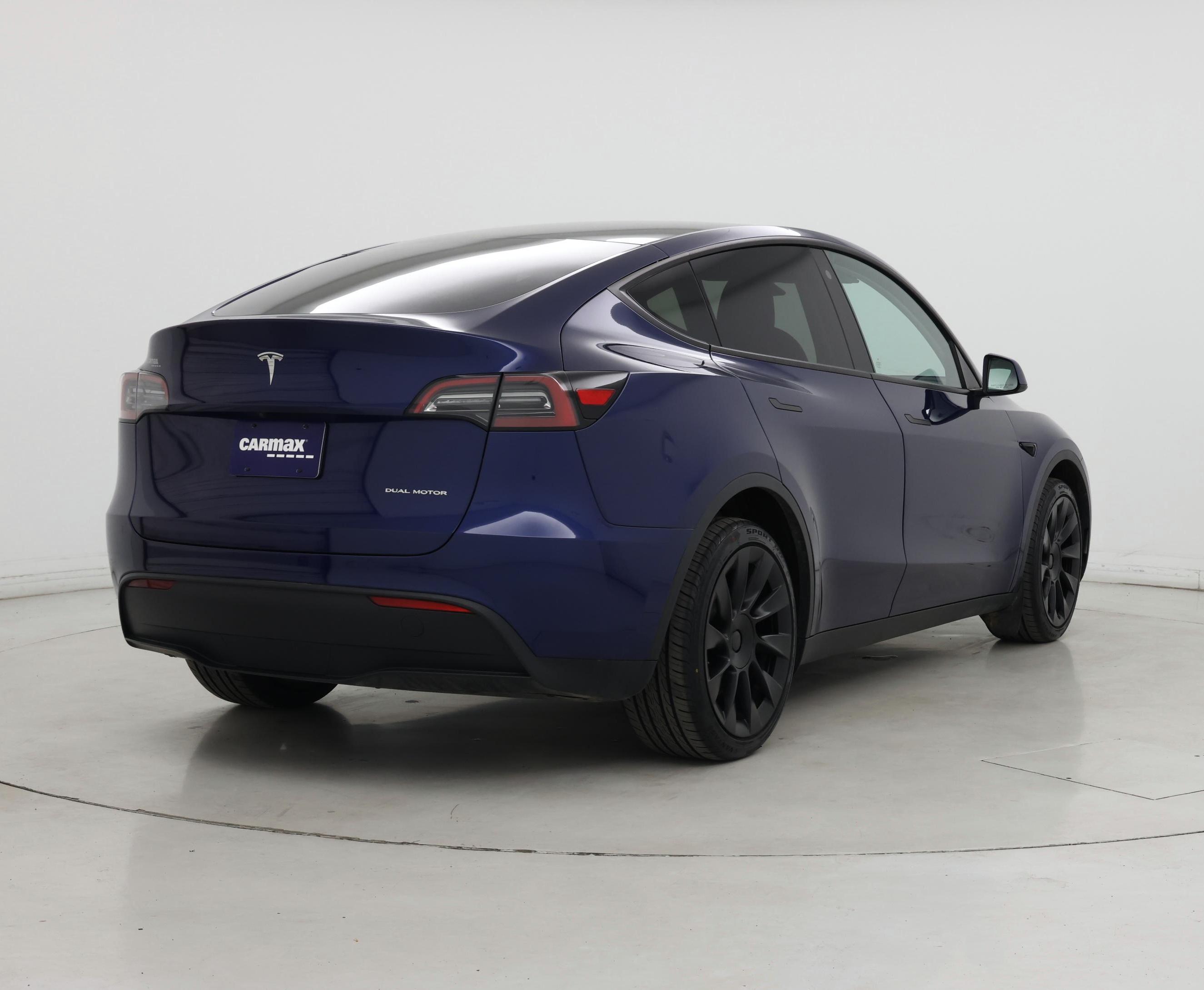 Thumbnail: 2023 Tesla Model Y - 8
