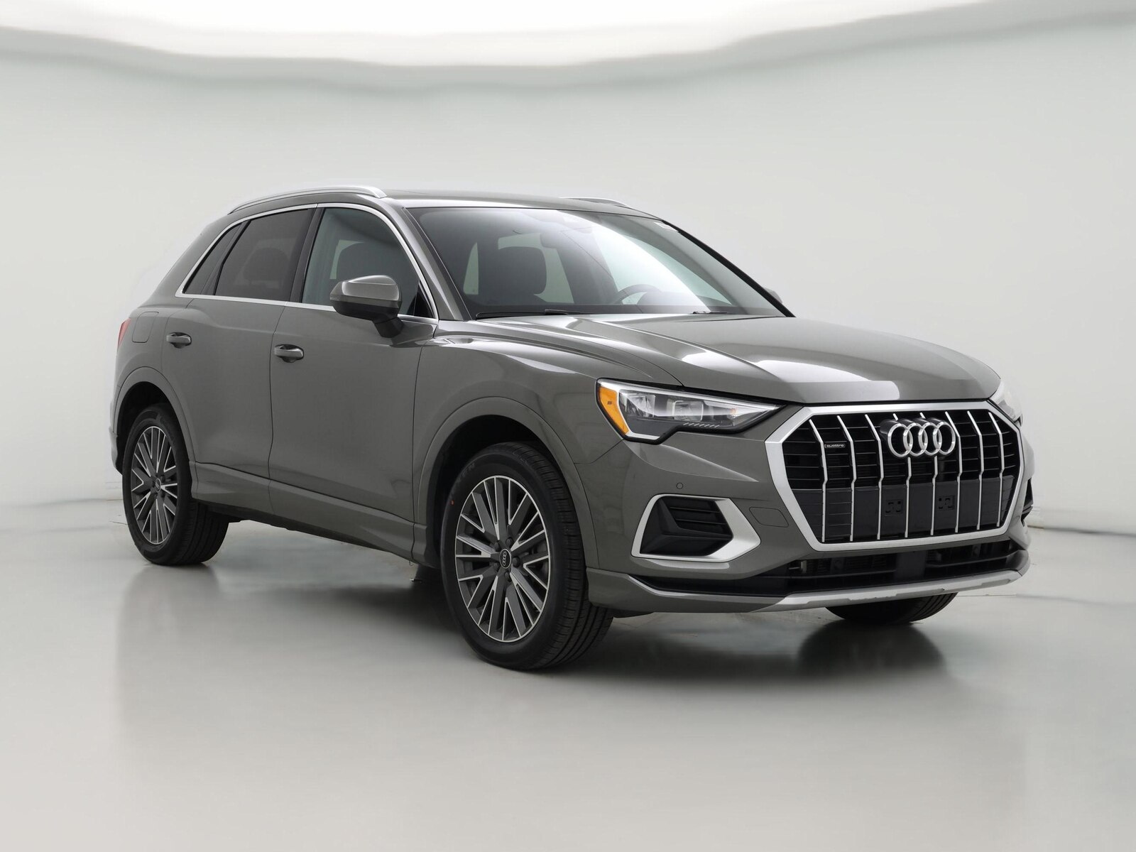 2022 Audi Q3