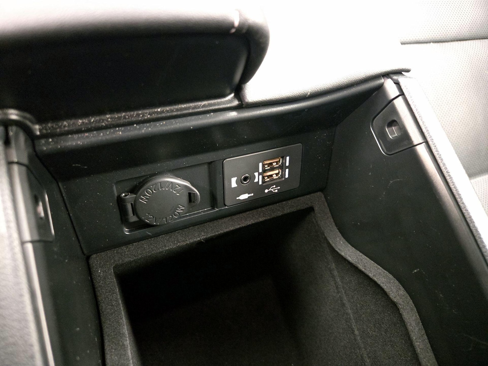 2021 Lexus RX 350 - Photo 20