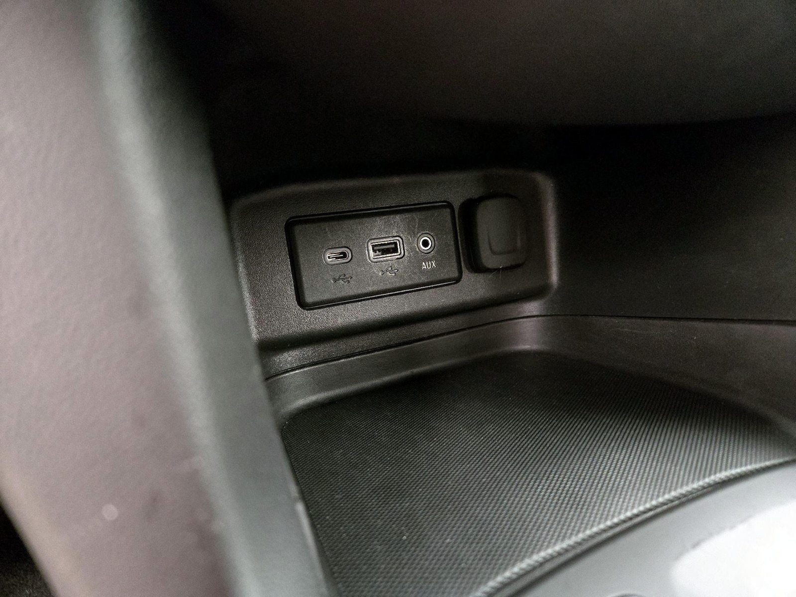 2020 Chevrolet Equinox LT - Photo 19