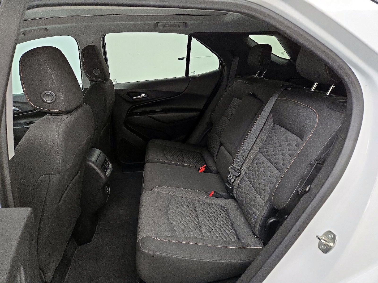 2020 Chevrolet Equinox LT - Photo 21