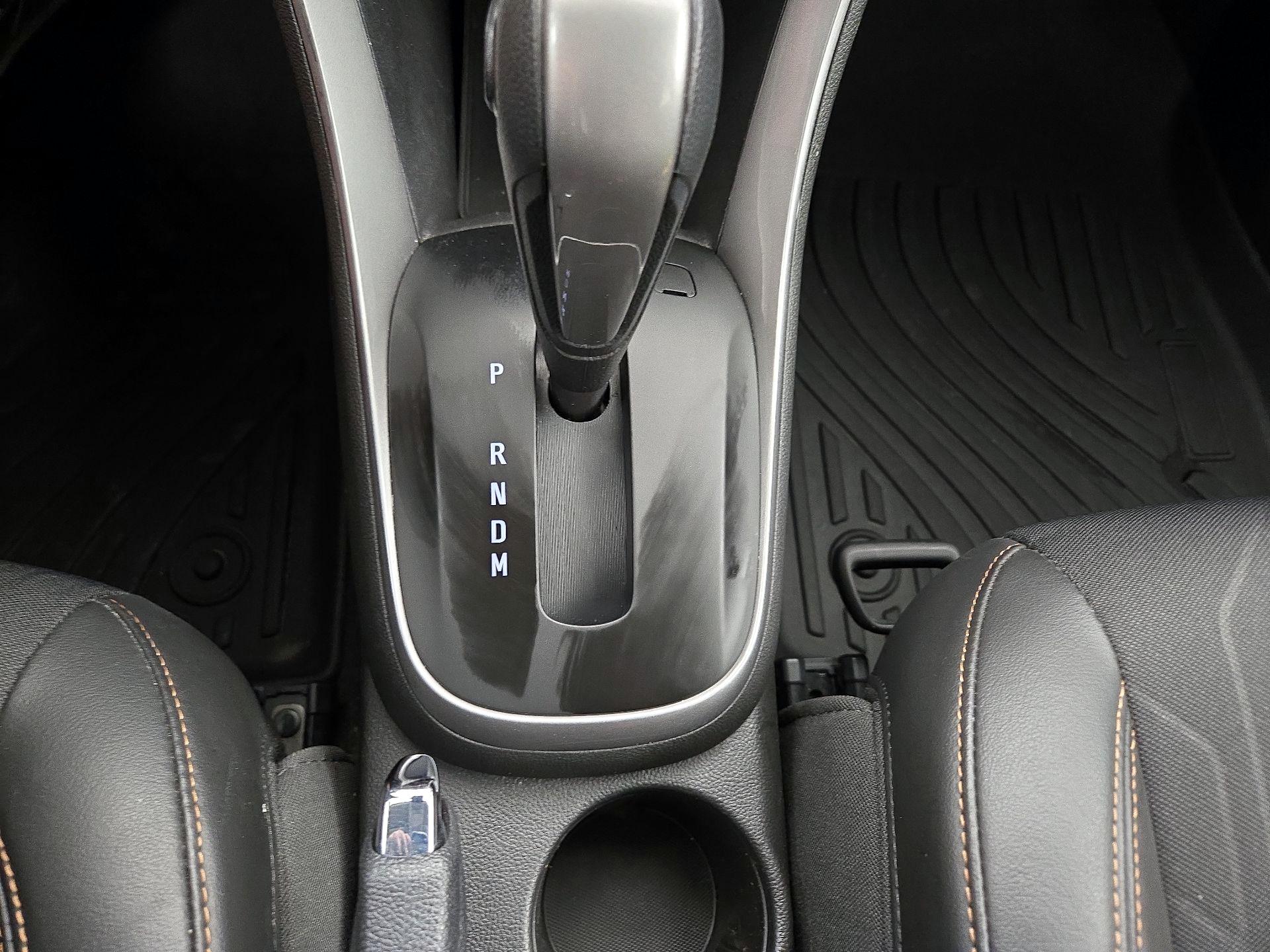 Thumbnail: 2020 Chevrolet Trax - 17