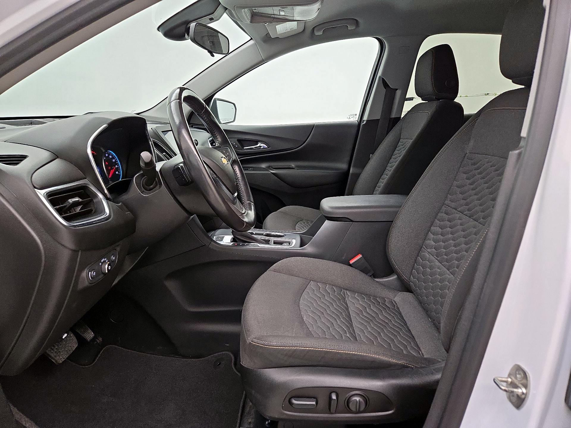 Thumbnail: 2020 Chevrolet Equinox - 11