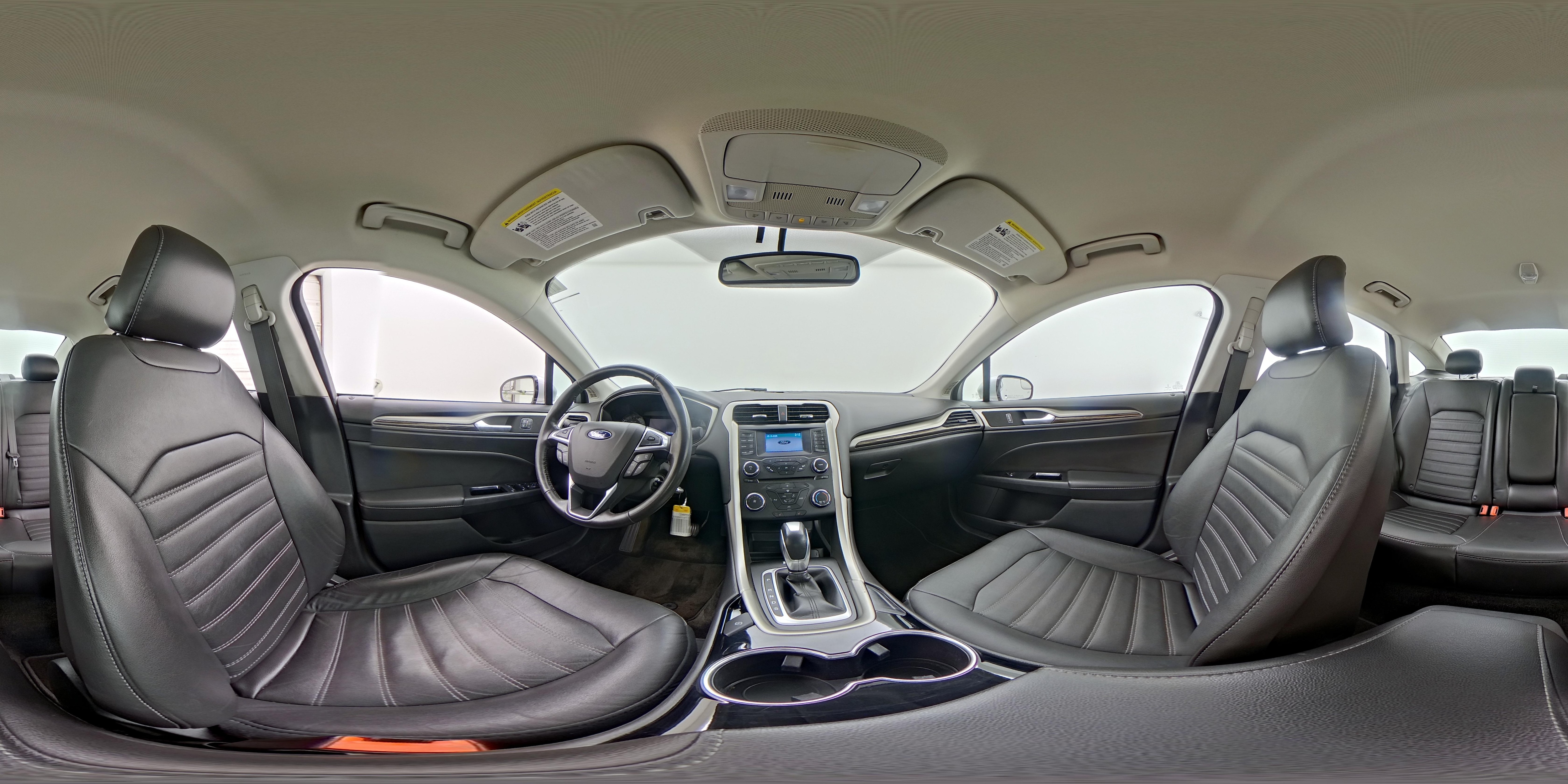 2015 Ford Fusion SE - Photo 24