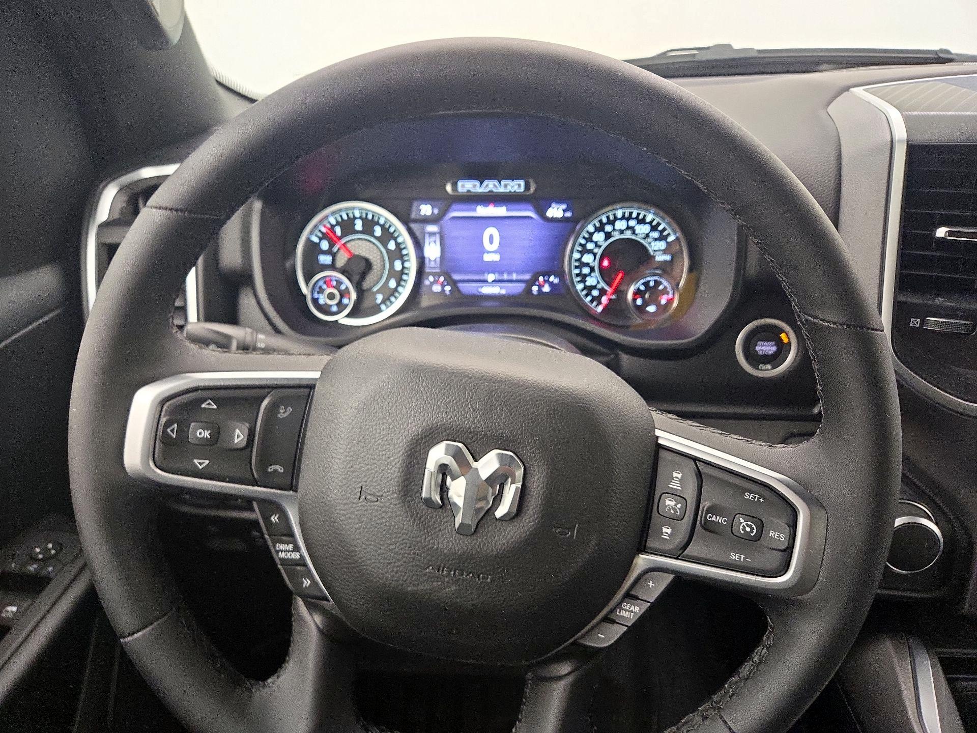 Thumbnail: 2025 RAM 1500 - 10