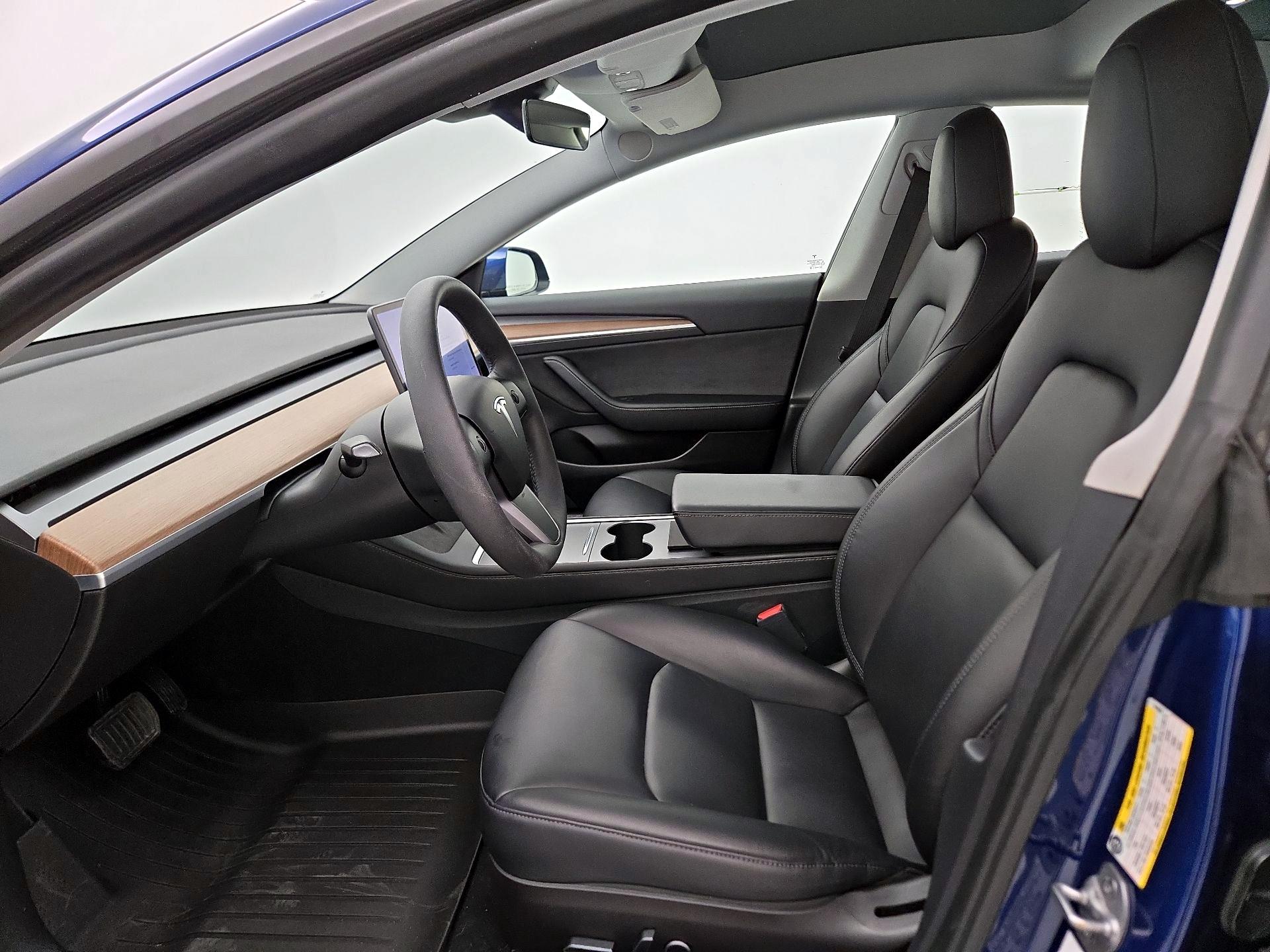 Thumbnail: 2021 Tesla Model 3 - 11