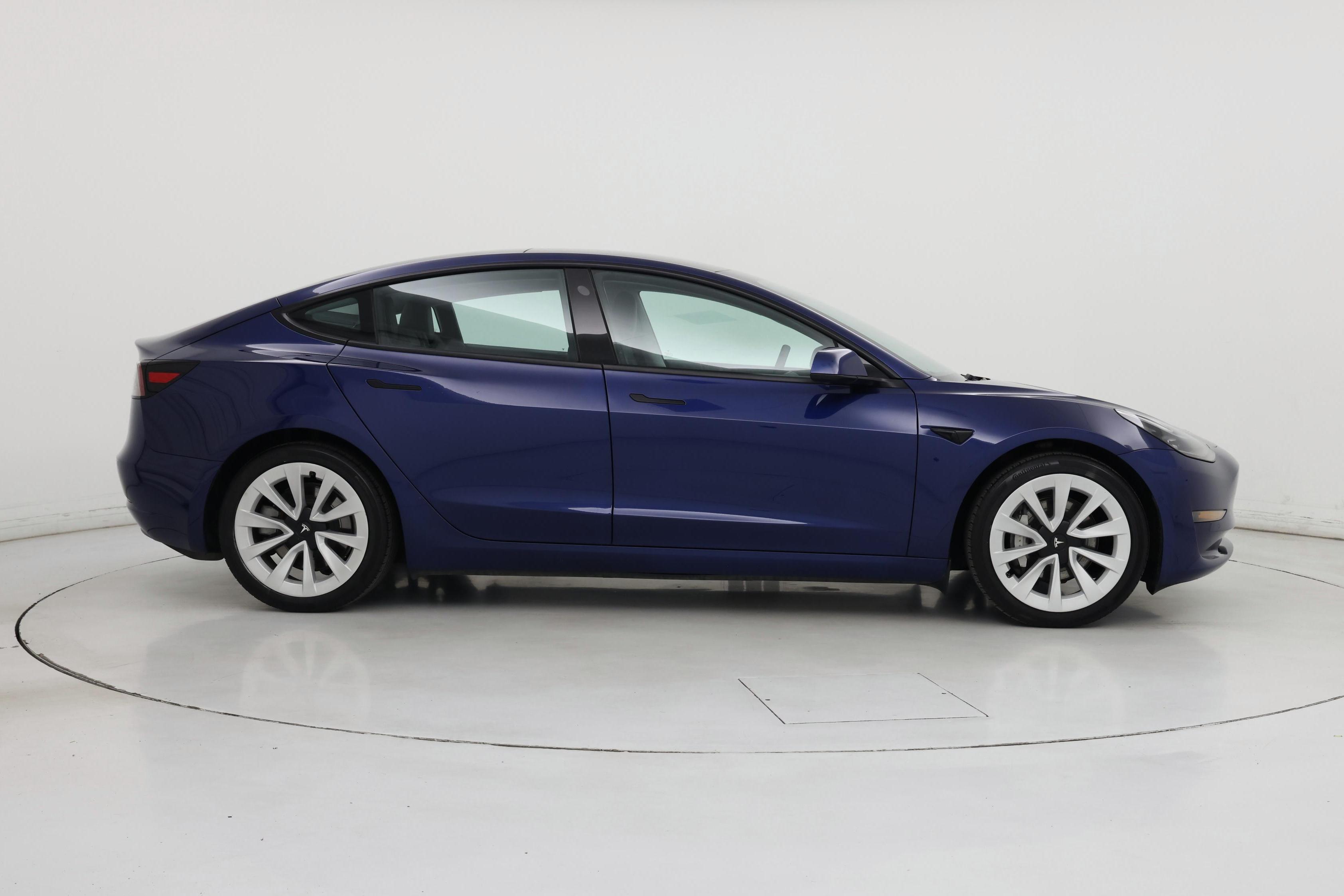 Thumbnail: 2021 Tesla Model 3 - 7