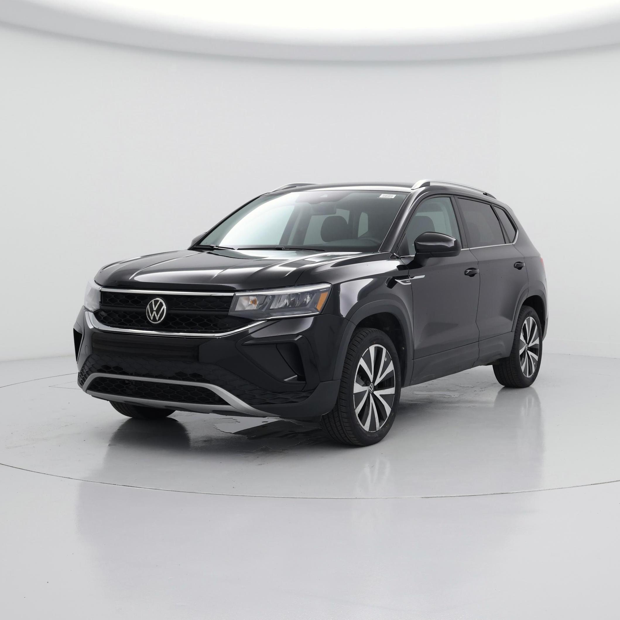 Thumbnail: 2022 Volkswagen Taos - 4