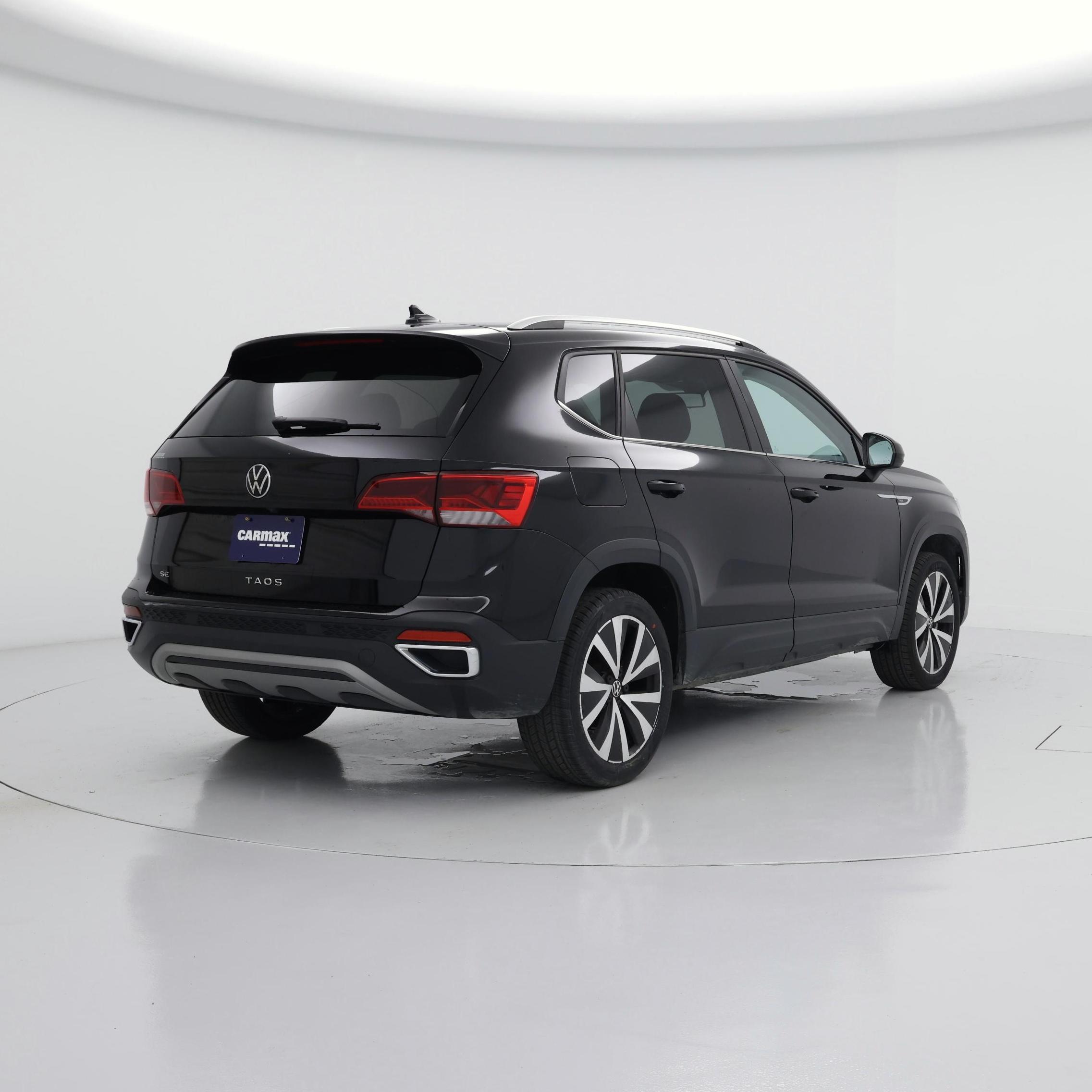 Thumbnail: 2022 Volkswagen Taos - 8