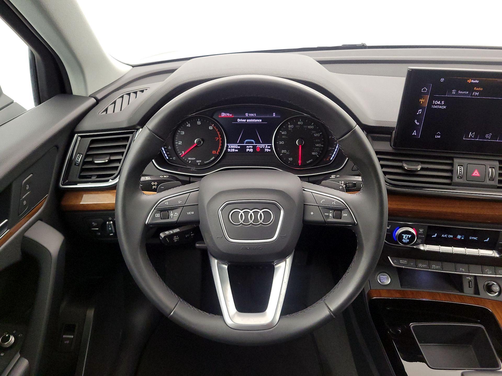 Thumbnail: 2023 Audi Q5 - 10