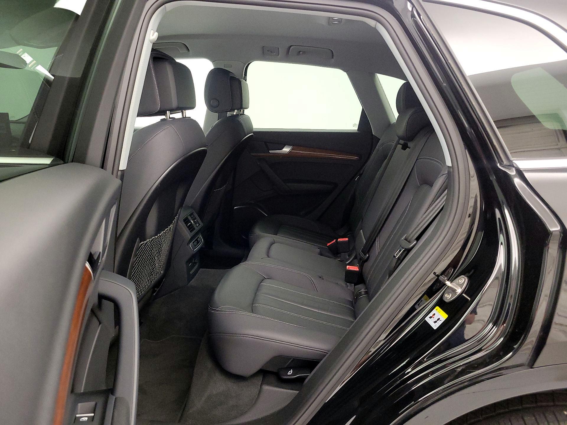Thumbnail: 2023 Audi Q5 - 19