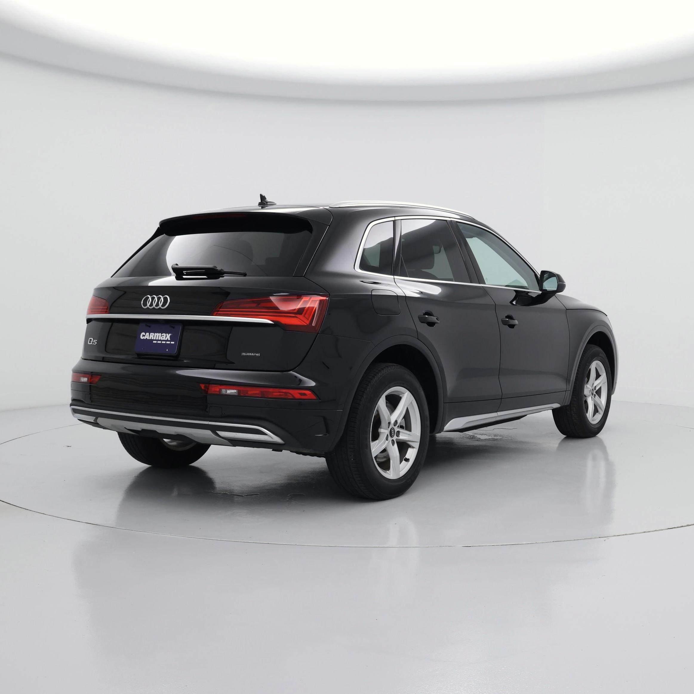 Thumbnail: 2023 Audi Q5 - 8