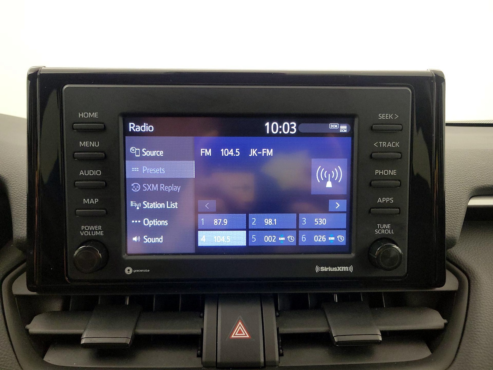 2022 Toyota RAV4 LE - Photo 16