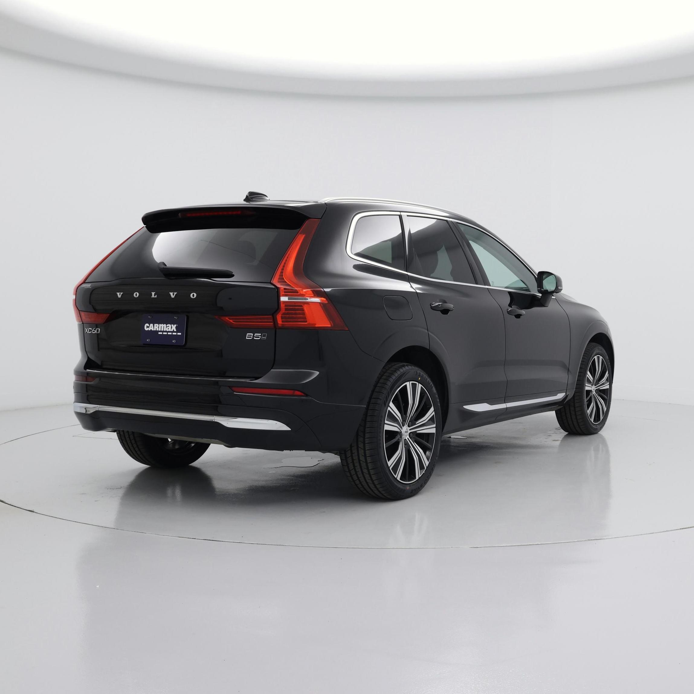 Thumbnail: 2023 Volvo XC60 - 8