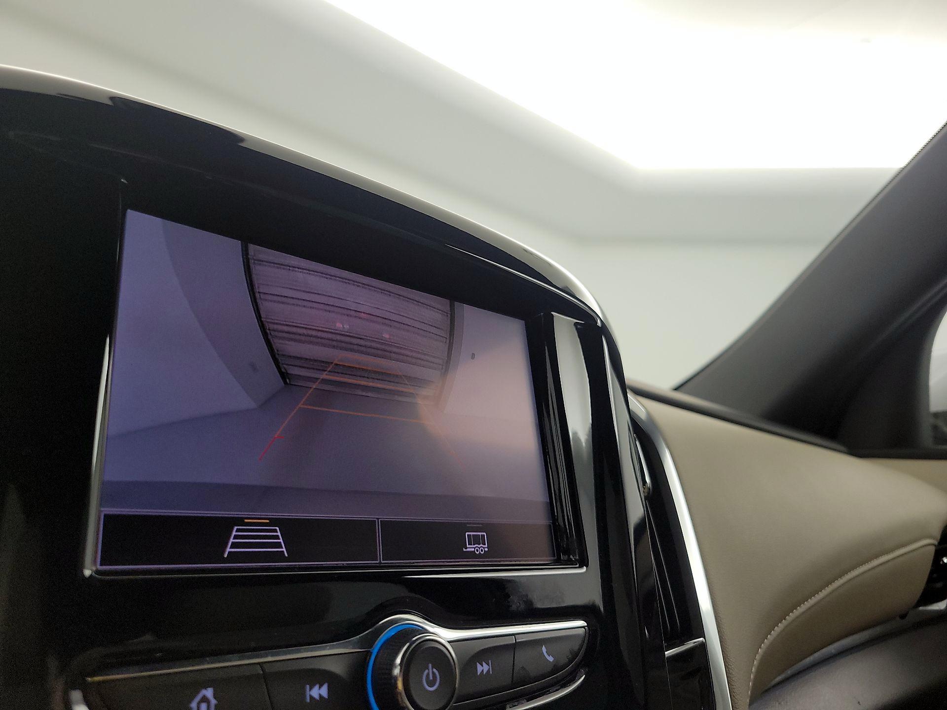Thumbnail: 2022 Chevrolet Traverse - 14
