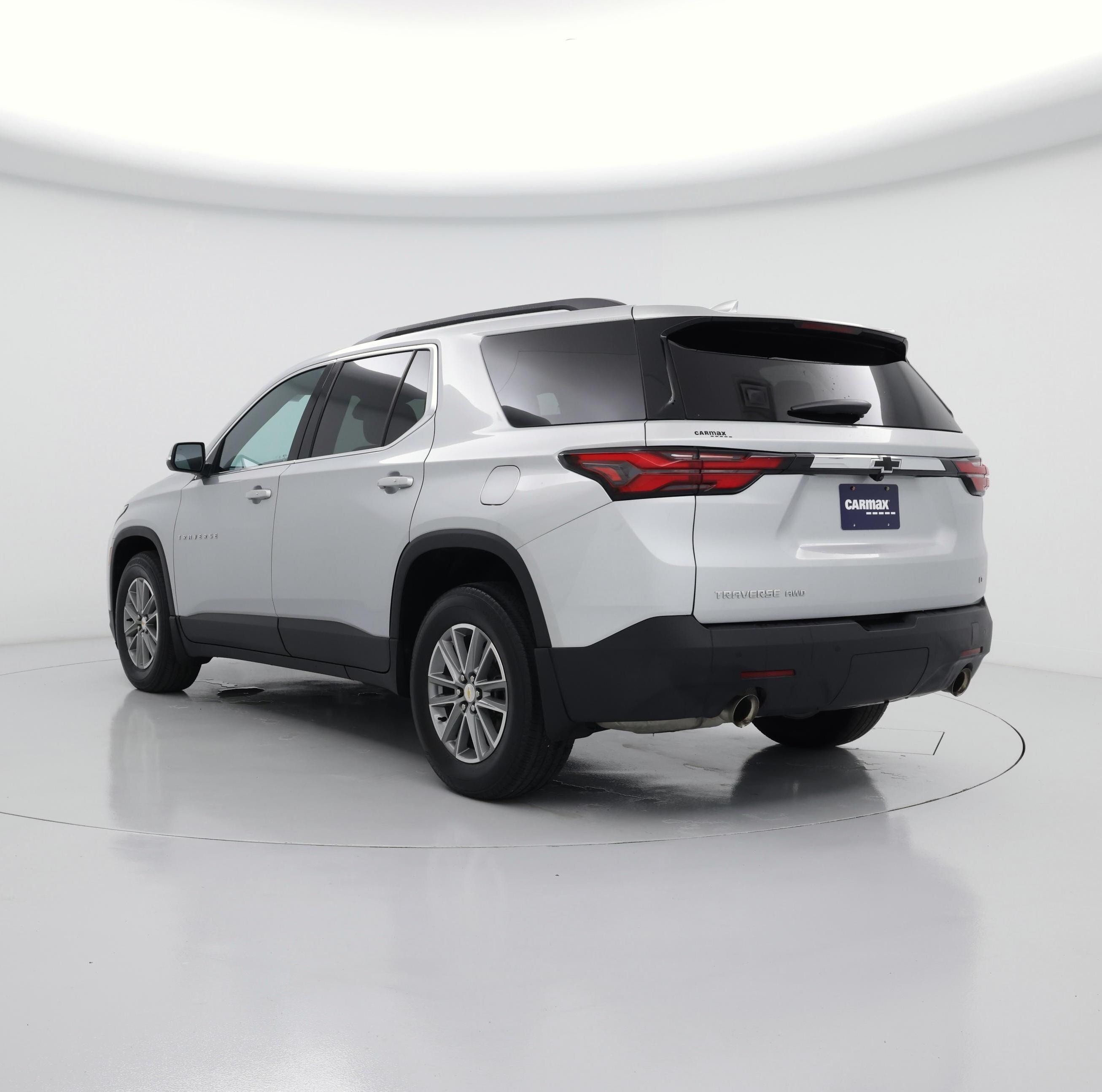 Thumbnail: 2022 Chevrolet Traverse - 2